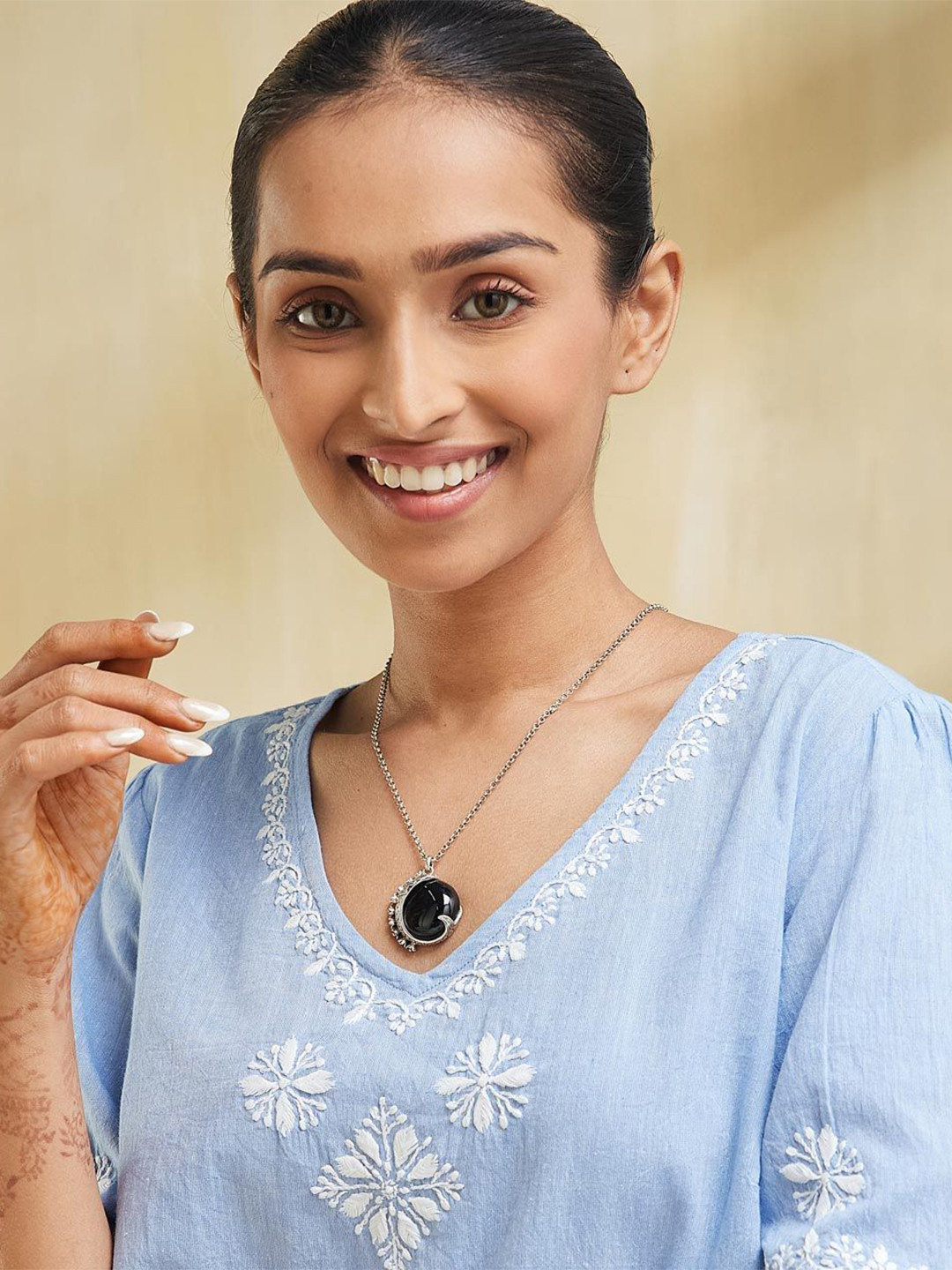 Fabindia Stone-Studded Designer Pendant With Chain