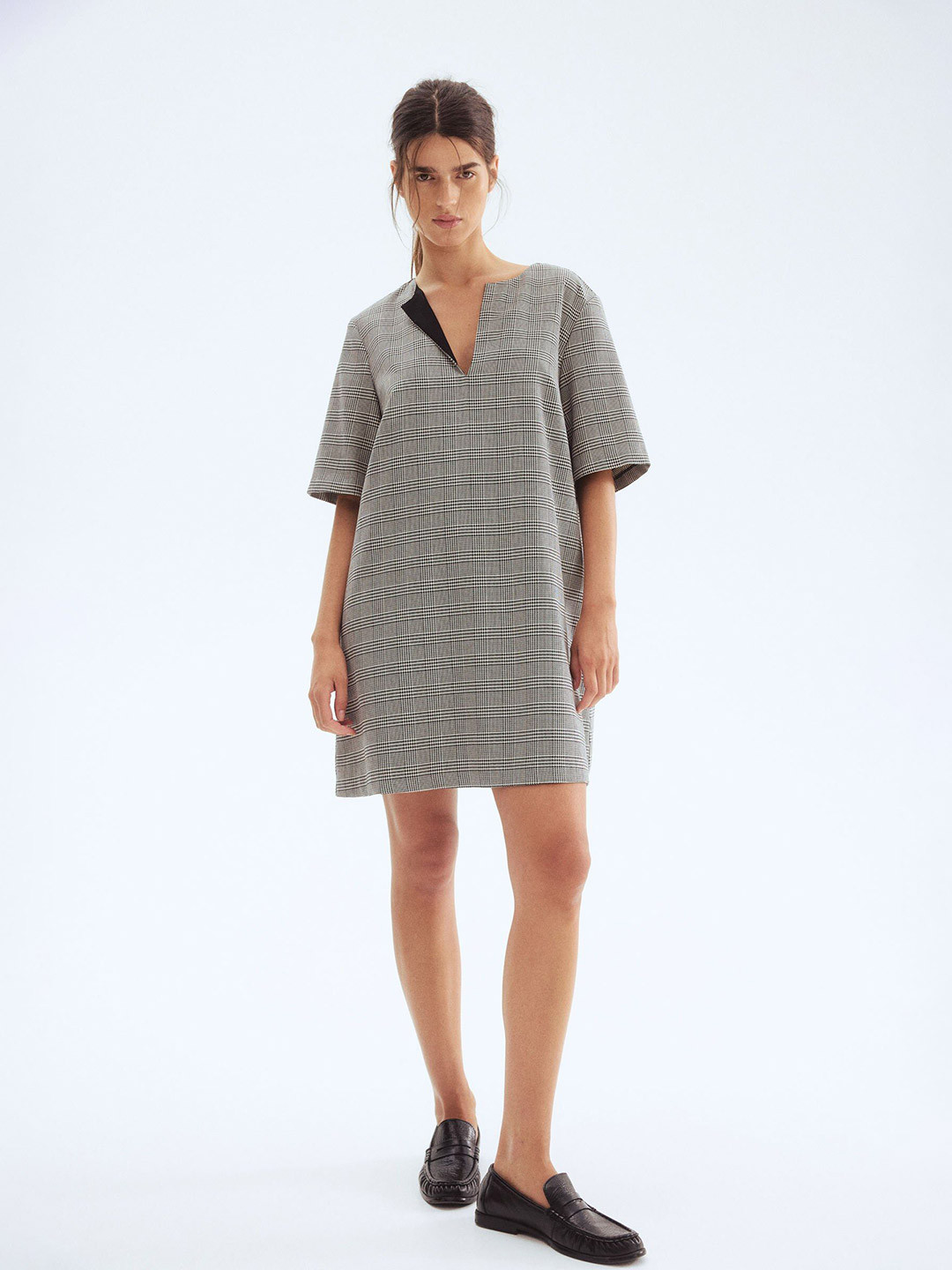 H&M Short-Sleeved Dress