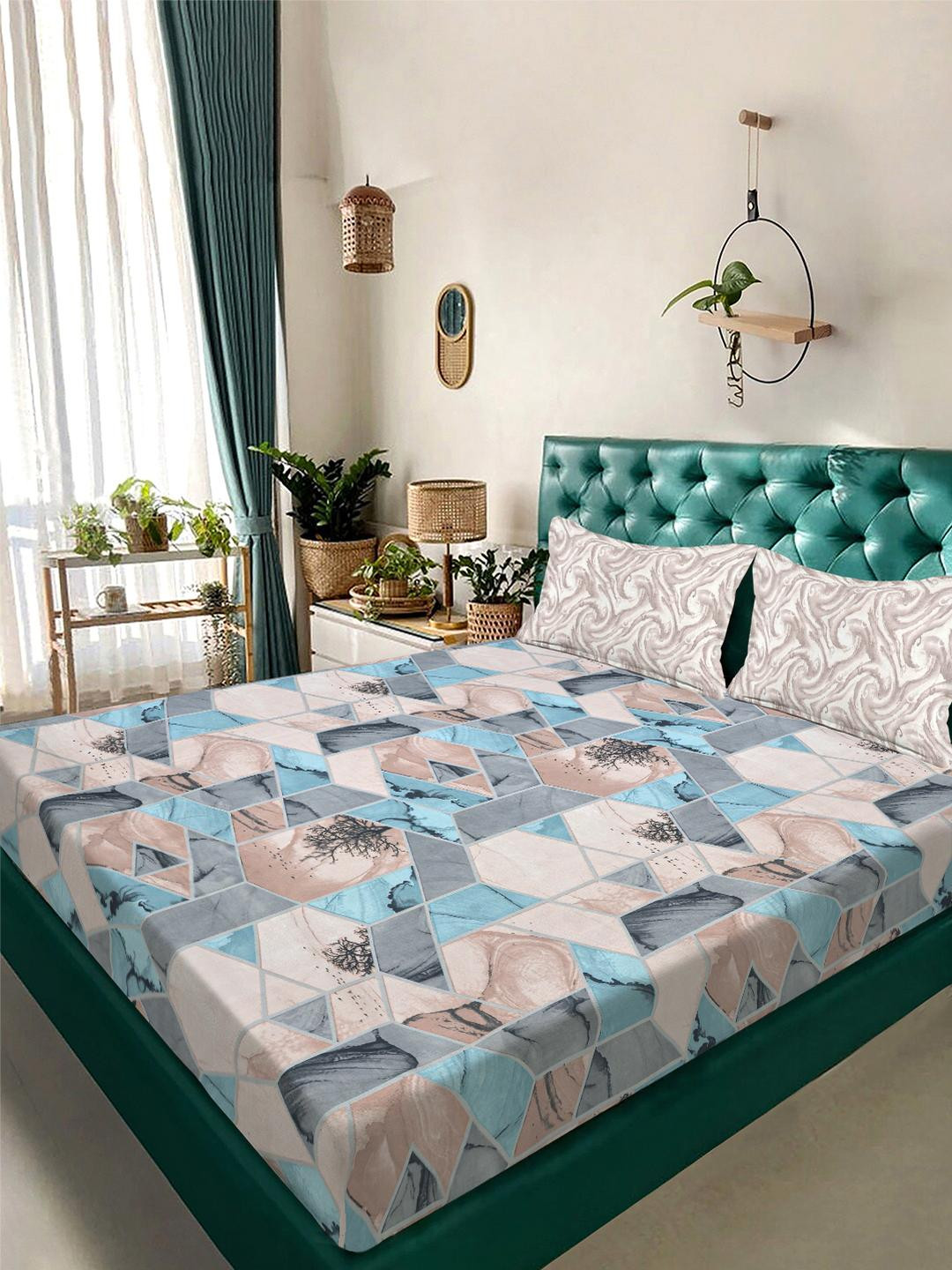 KLOTTHE Multicoloured 300 TC Polycotton Fine King Bedsheets