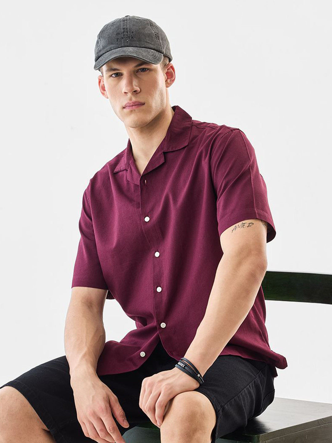 Snitch Cuban Collar Boxy Cotton Linen Casual Shirt