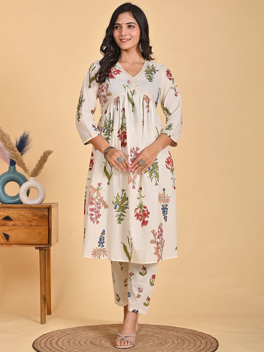 Parth style Fashion Women Floral Printed A-Line Kurta with Trouser