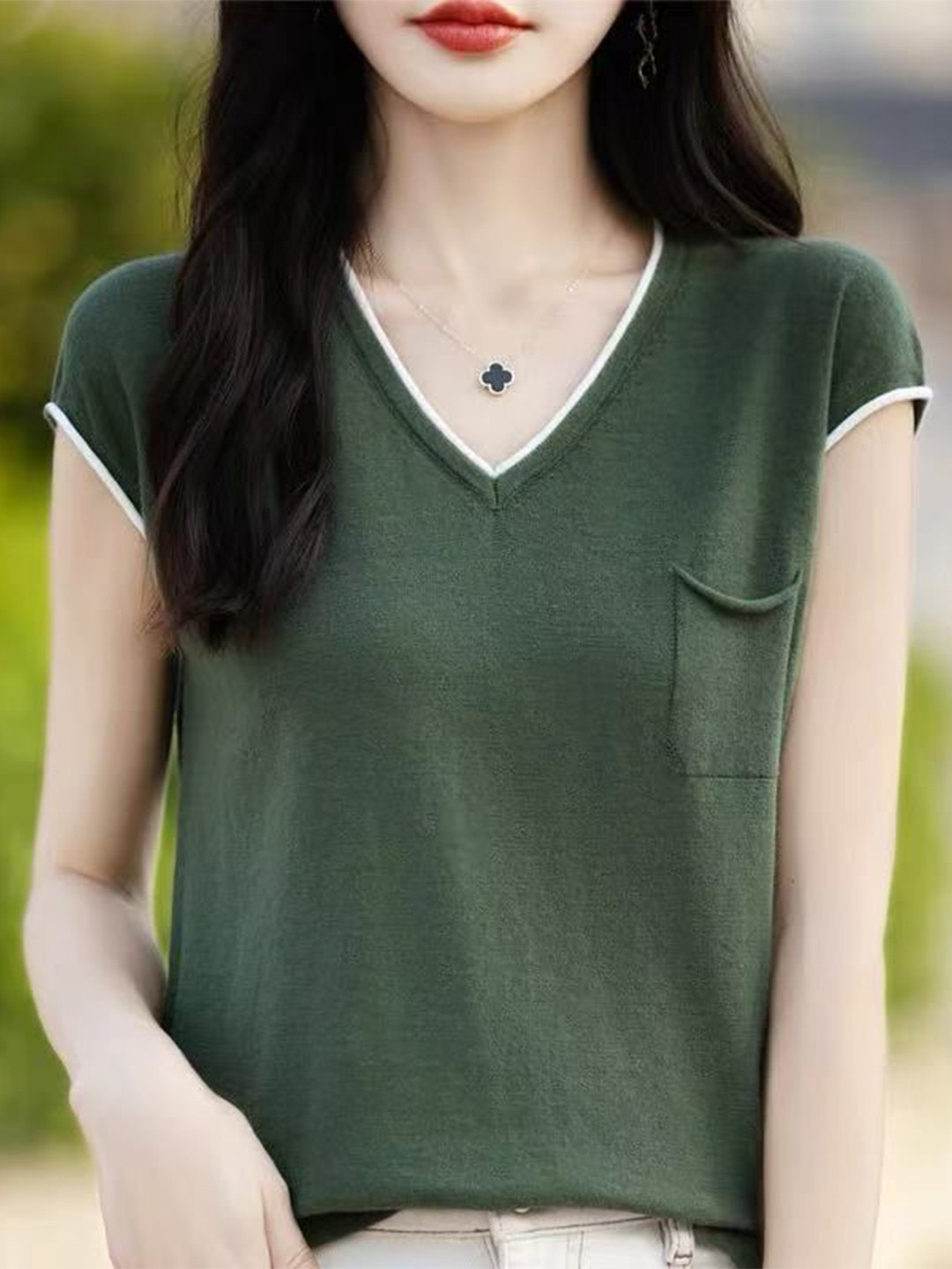 StyleCast Women Utility Pockets V Neck Short Sleeves Top