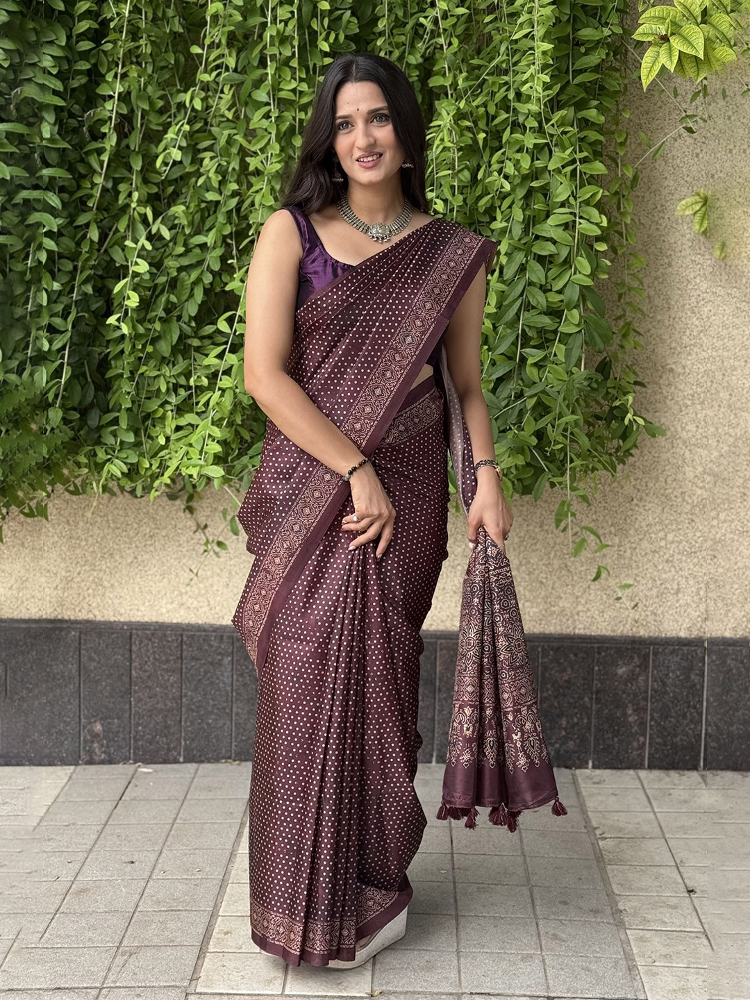 ETHNIC TODAY Polka Dot Printed Tussar Saree