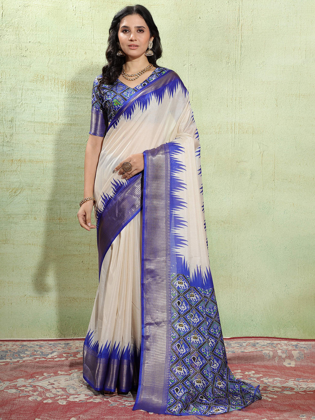 Dori Patola Inspired Woven Saree Printed with Zari Border