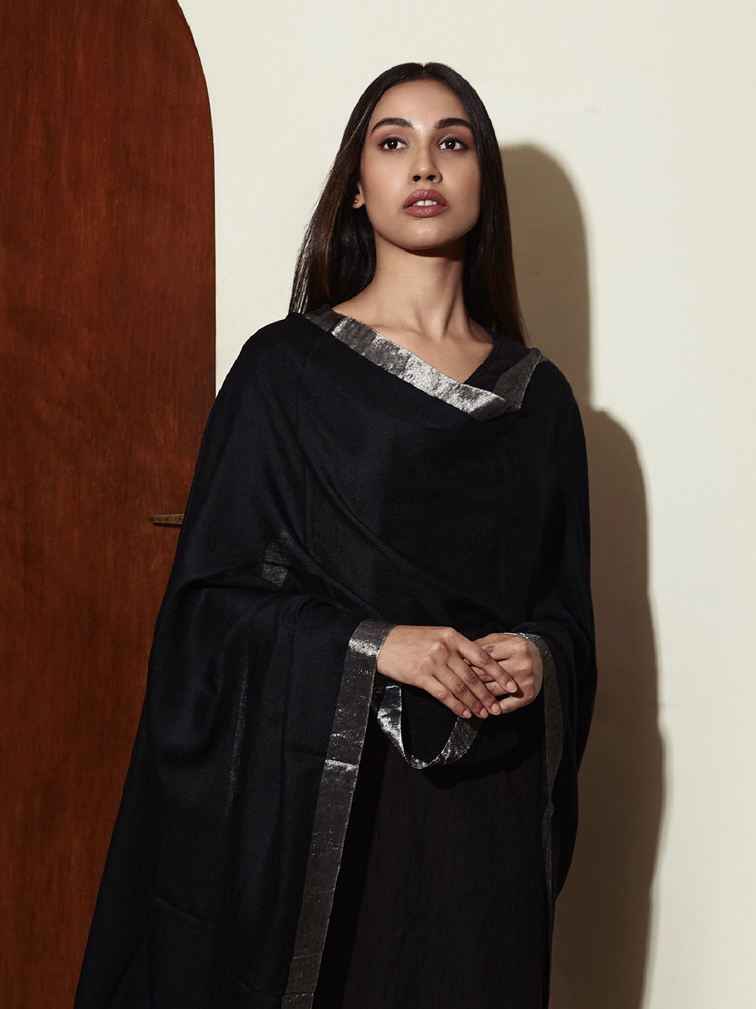 URZUV Women Solid Pure Pashmina Stole