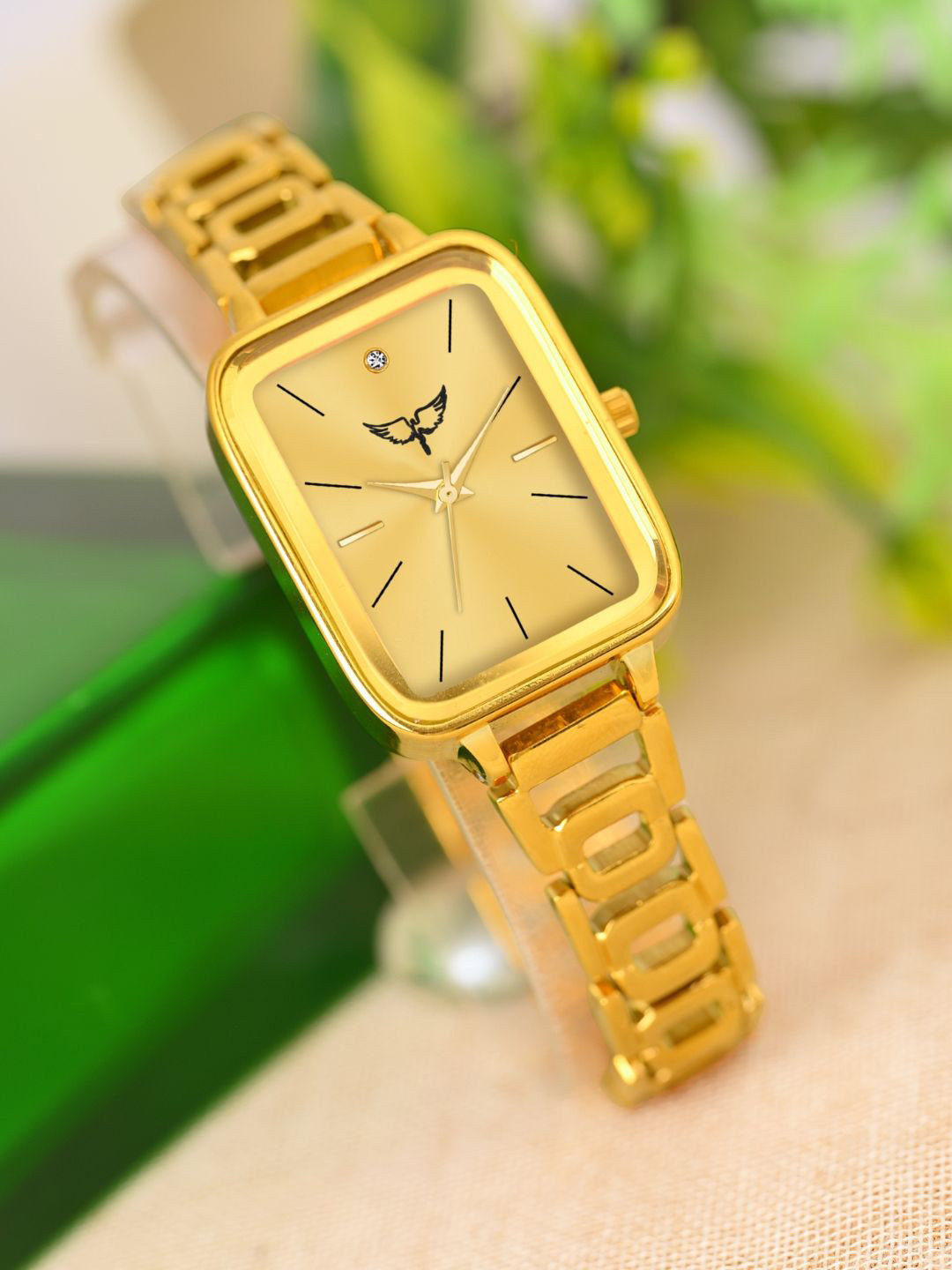 WHITE BIRD Women Brass Square Dial & Bracelet Style Straps Analogue Watch H-5092 Gold