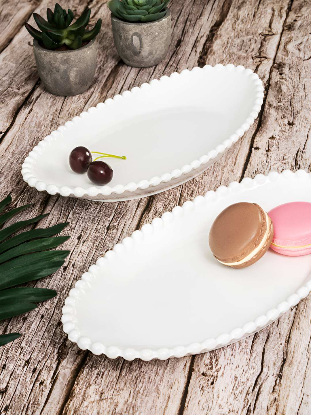 White Gold White 2 Pieces Dishwasher And Microwave Safe Food Platters