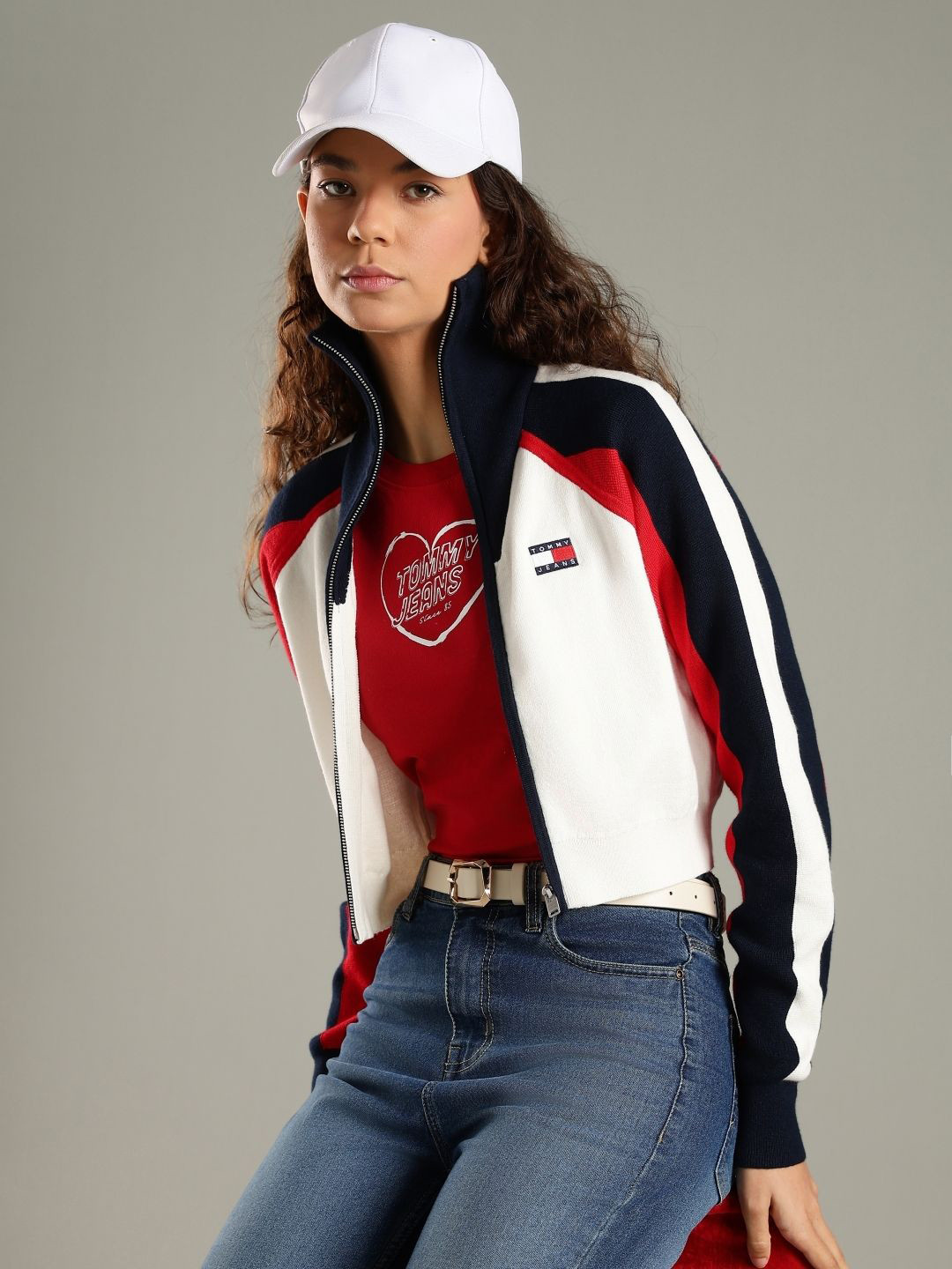 Tommy Hilfiger Europe Women Colourblocked Relaxed Fit Cotton Turtleneck Front-Open Sweater