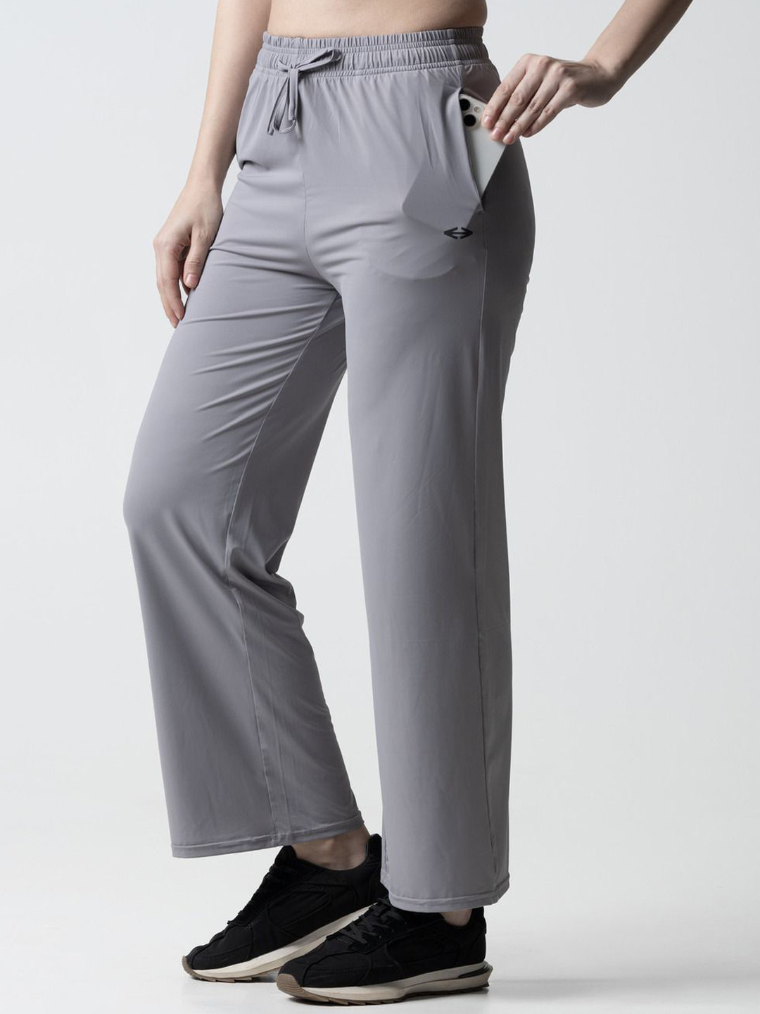 STRCH Women Mid-Rise Flex Line Track Pant