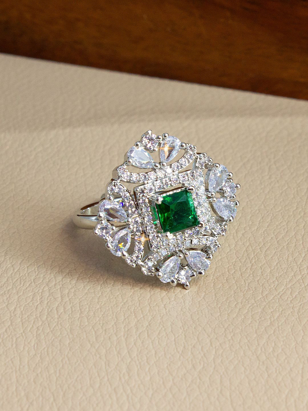 PRIVIU Silver-Plated American-Diamond Studded Floral Design Adjustable Finger Ring