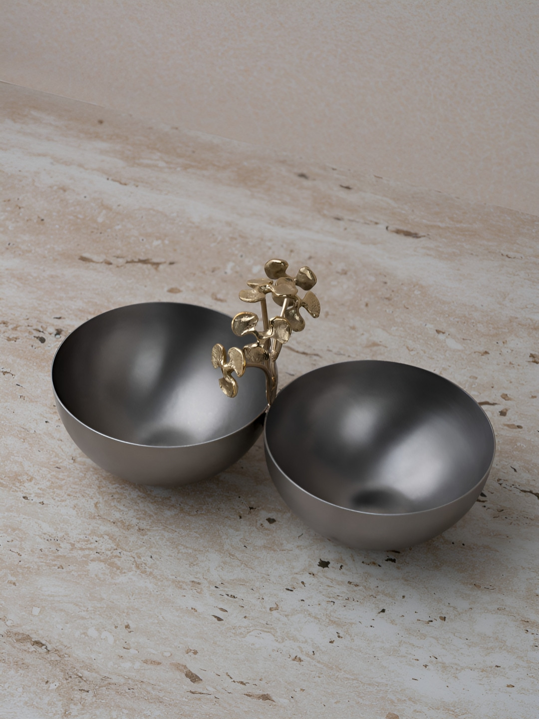 Amaara Home 2-Pcs Silver Petal Harvest Decorative Bowl (Small)