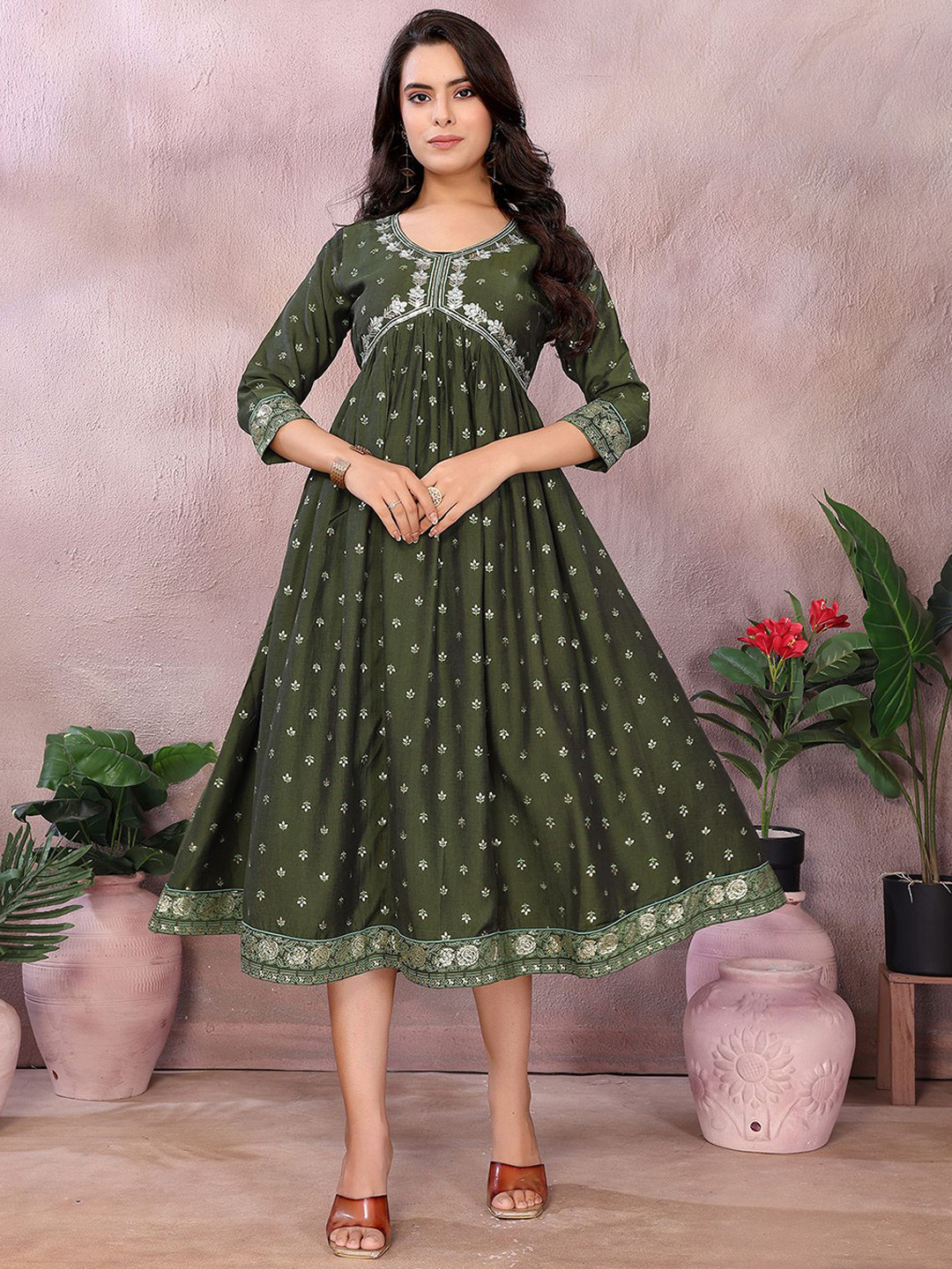 Rangita Printed Knee-Length Dress