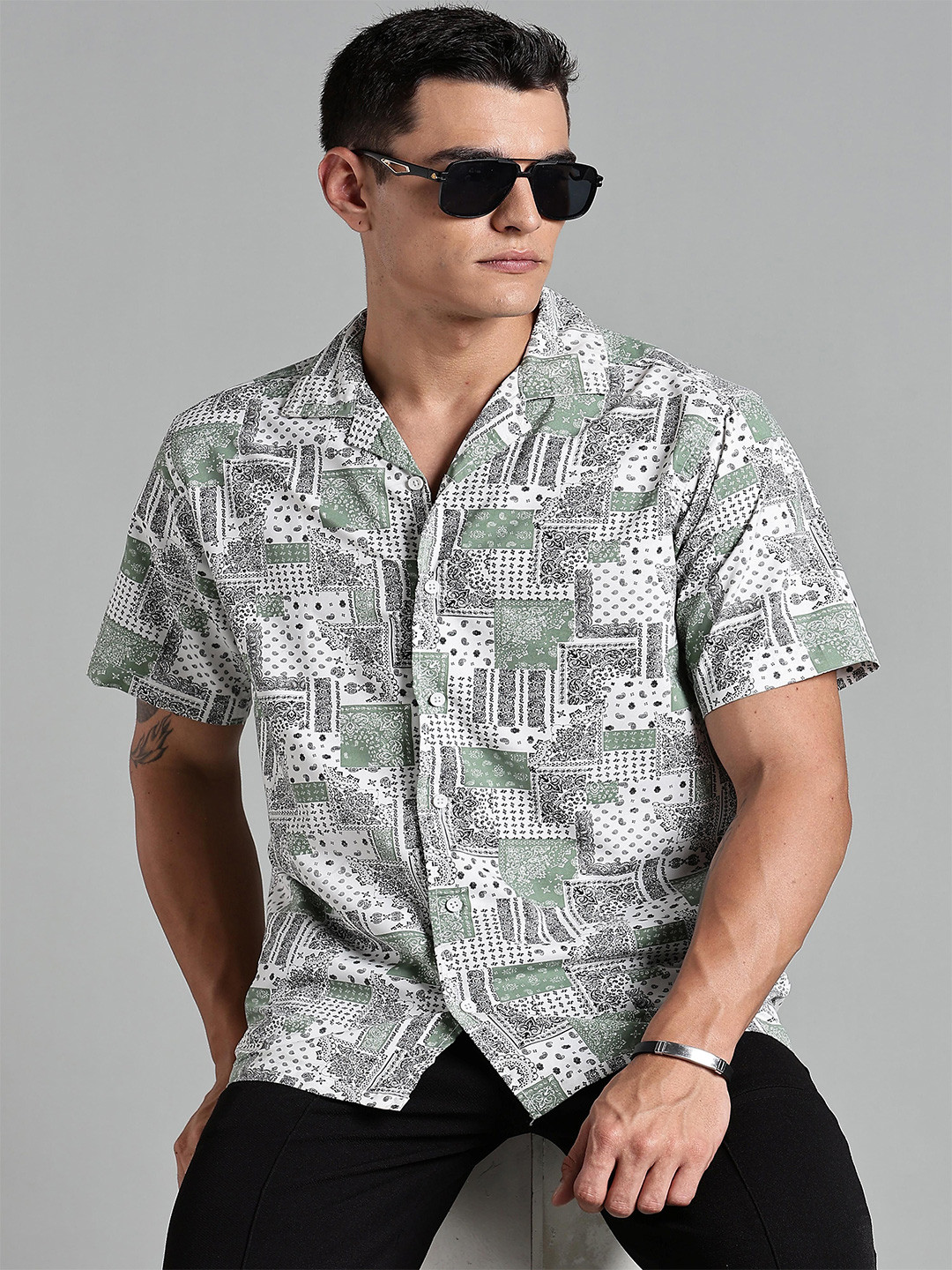 7TH LEGION Floral Printed Casual Shirt