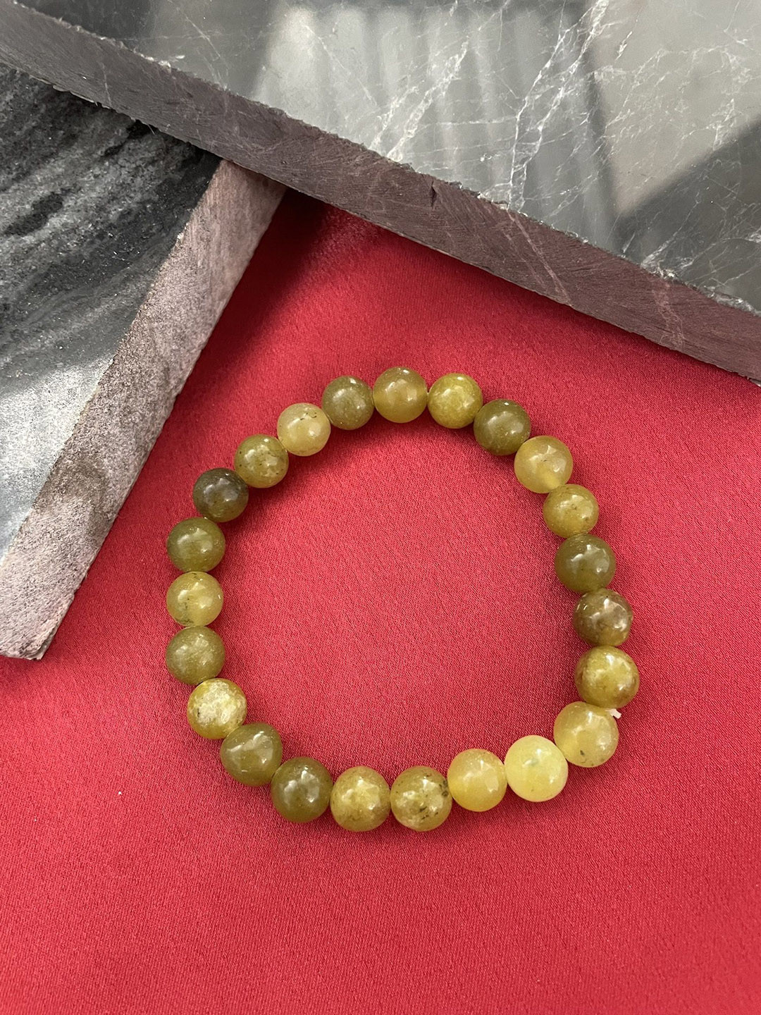 Digital Dress Room Men Peridot Studded Elasticated Bracelet