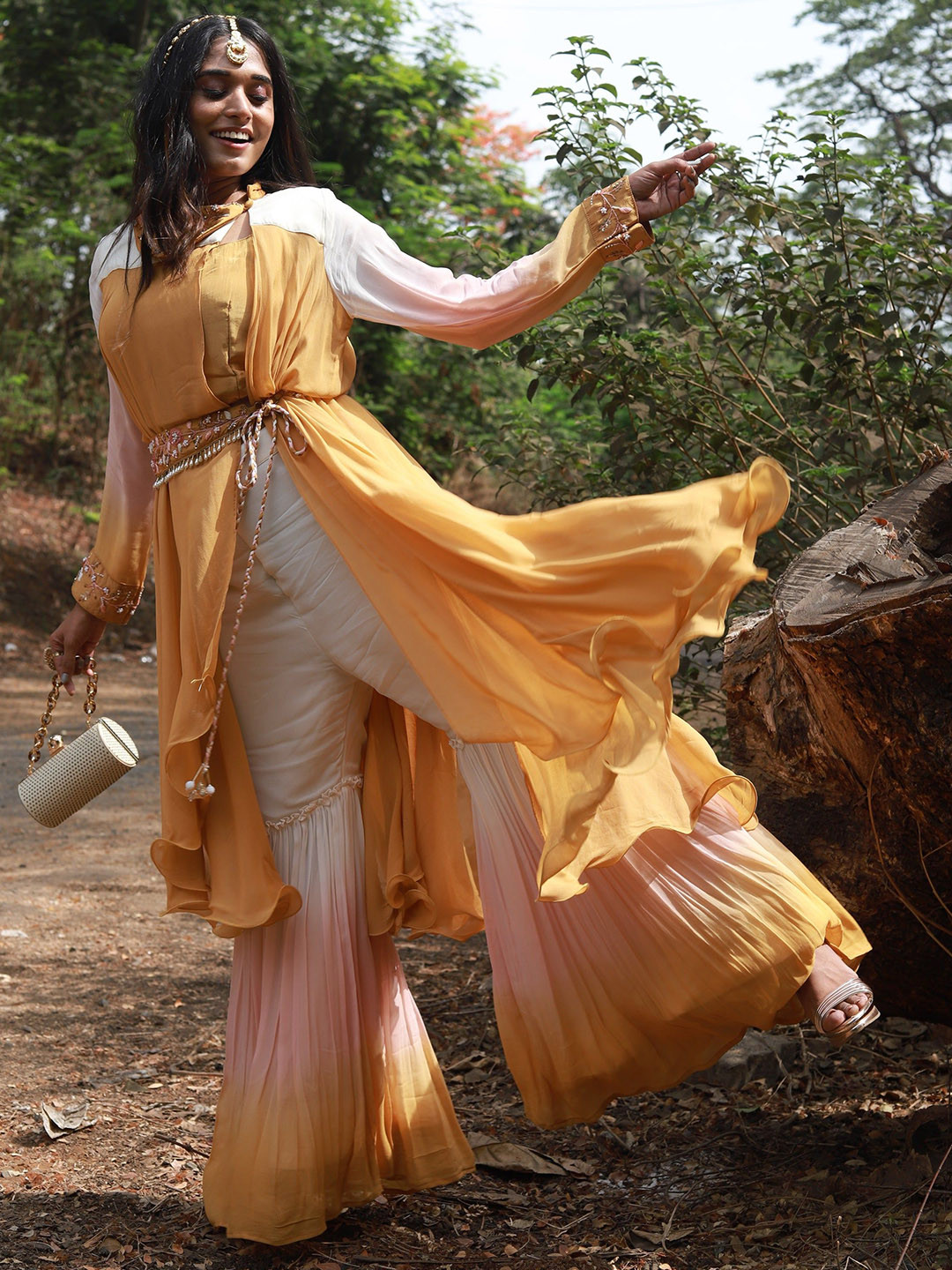 GloballyRonakRBafna Embellished Top & Palazzo & Dupatta With Blet Co-Ords