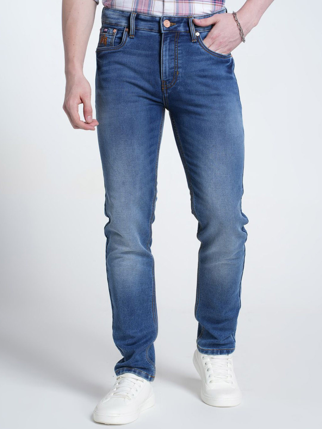 Double Two Men Lean Slim Fit Mid-Rise Light Fade Cotton Jeans