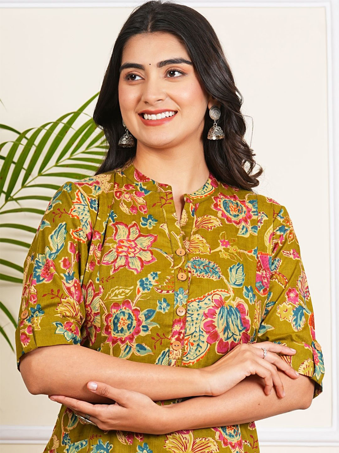 NUNCHII Women Floral Printed Pure Cotton Straight Kurta