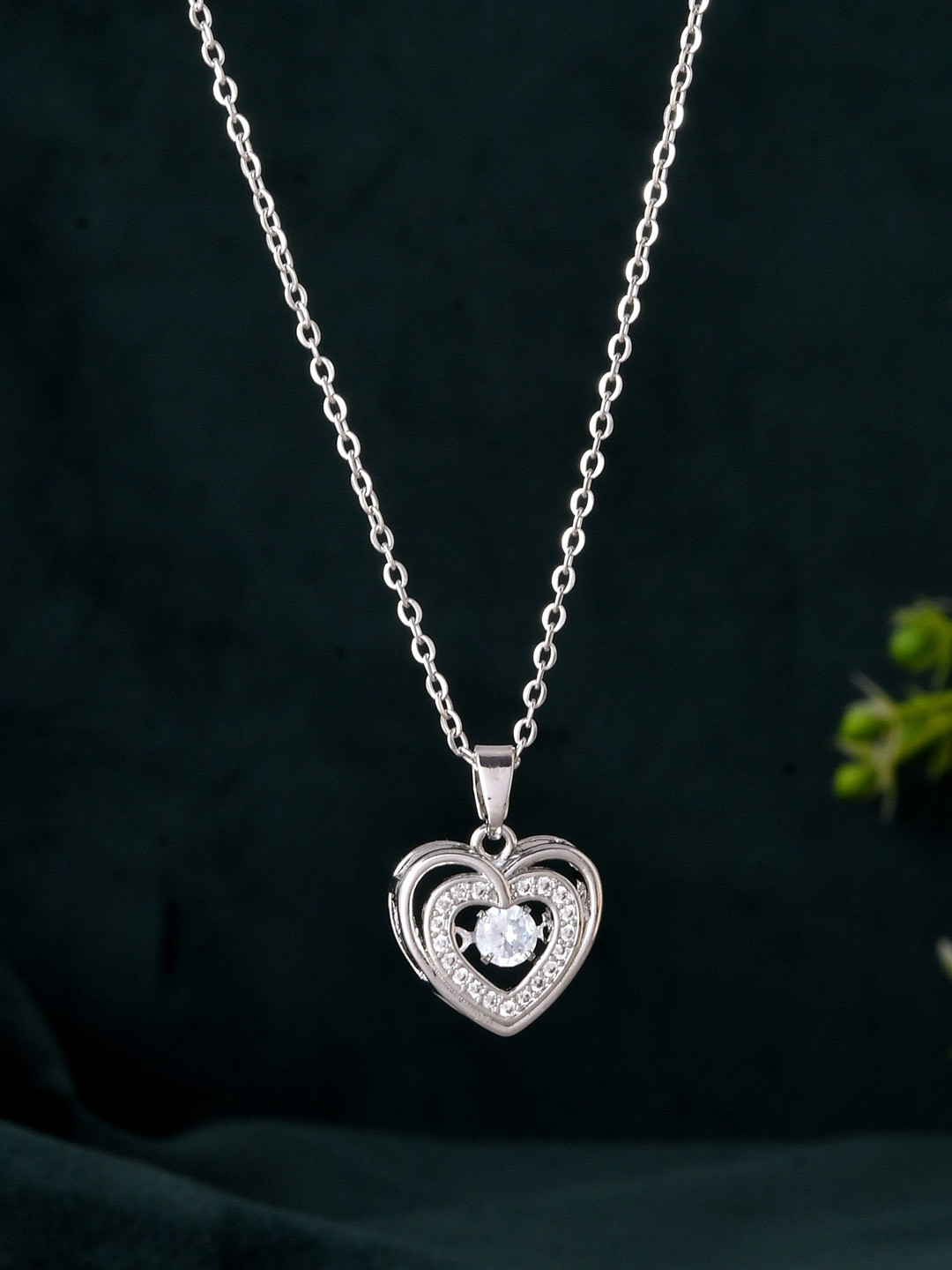 PASU FASHION Women Gold-Plated Heart Shaped Pendants with Chains