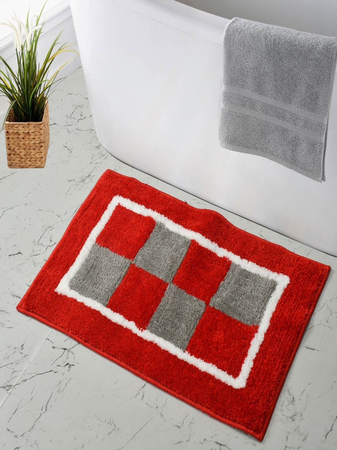 MAA HOME CONCEPT Red & Grey Textured Anti-Skid Bath Rugs
