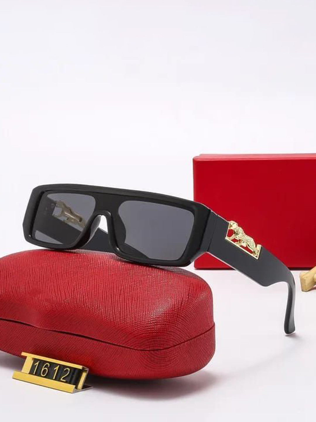 LEGEND EYEWEAR Unisex Full Rim Square Sunglasses SGLGZHXYNVXUMFGN-Black