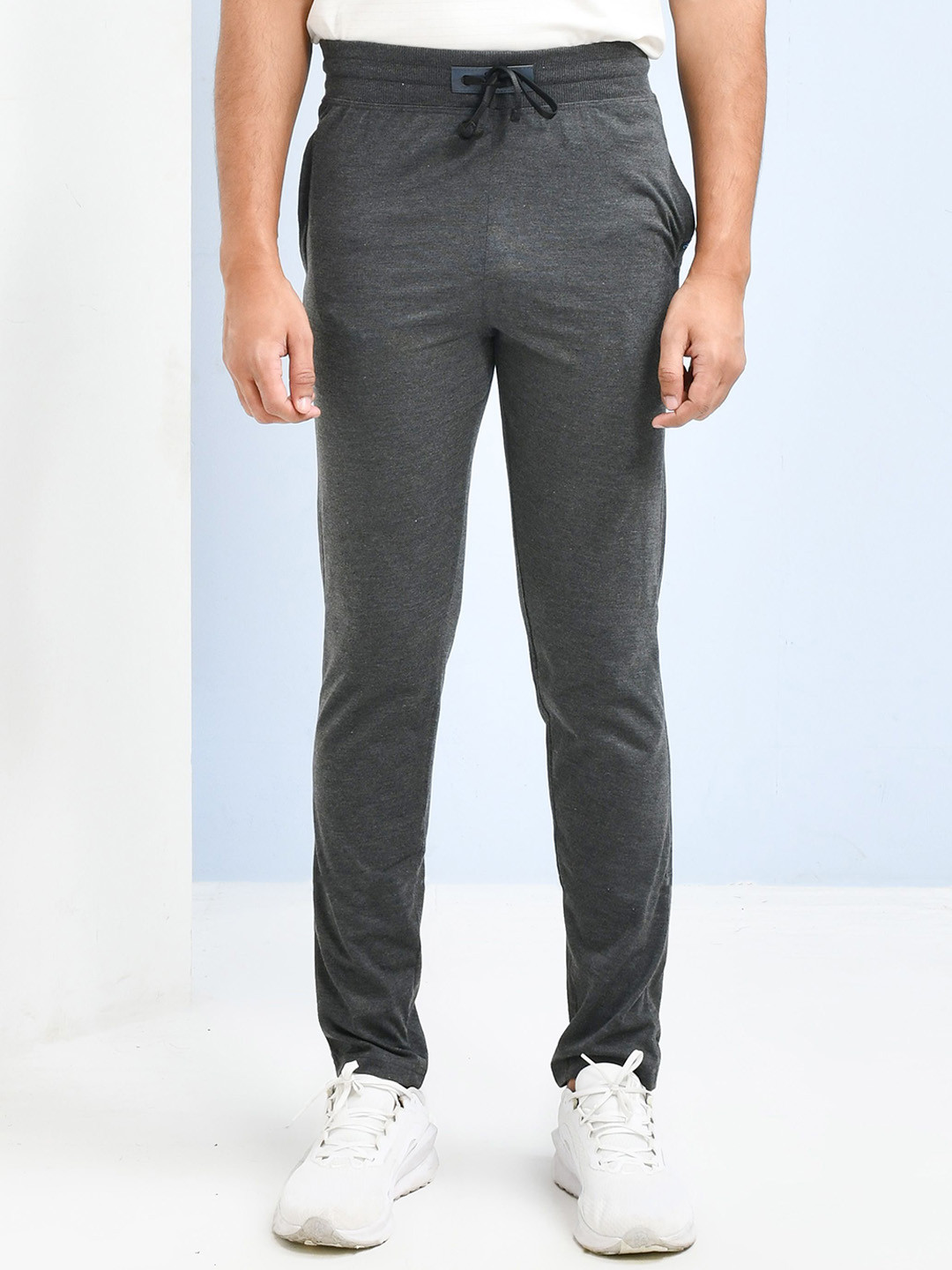 SKYKNIT Men Slim-Fit Mid-Rise Track Pants