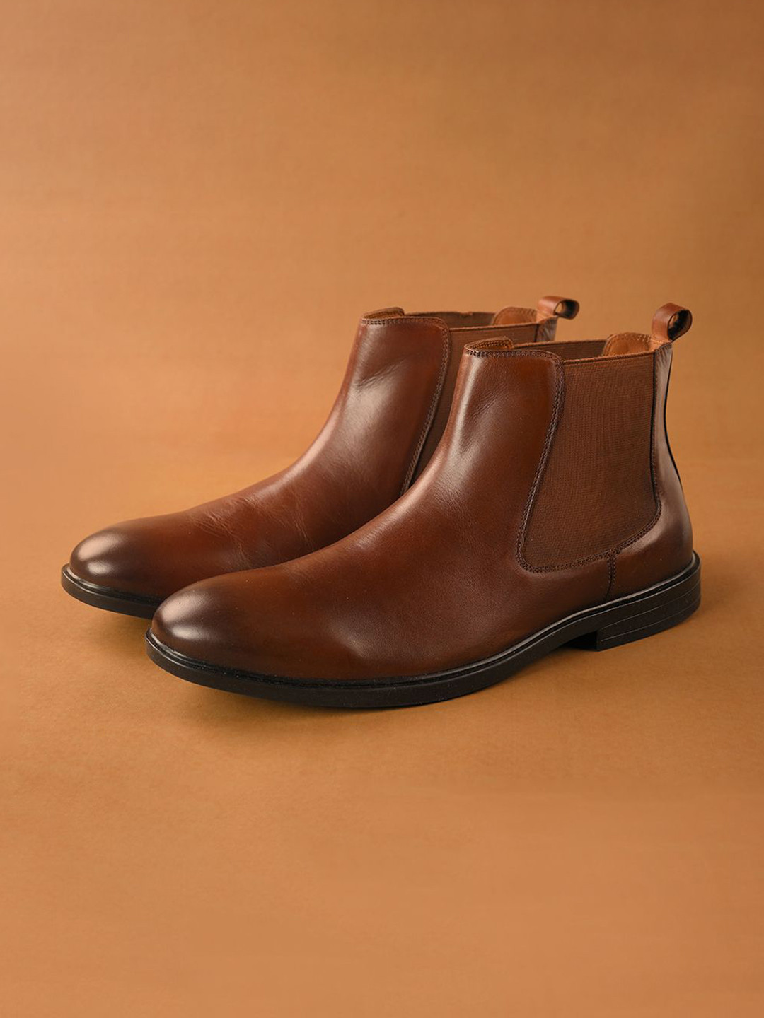 The Brown Hide Men's Mid-Top Chelsea Boots