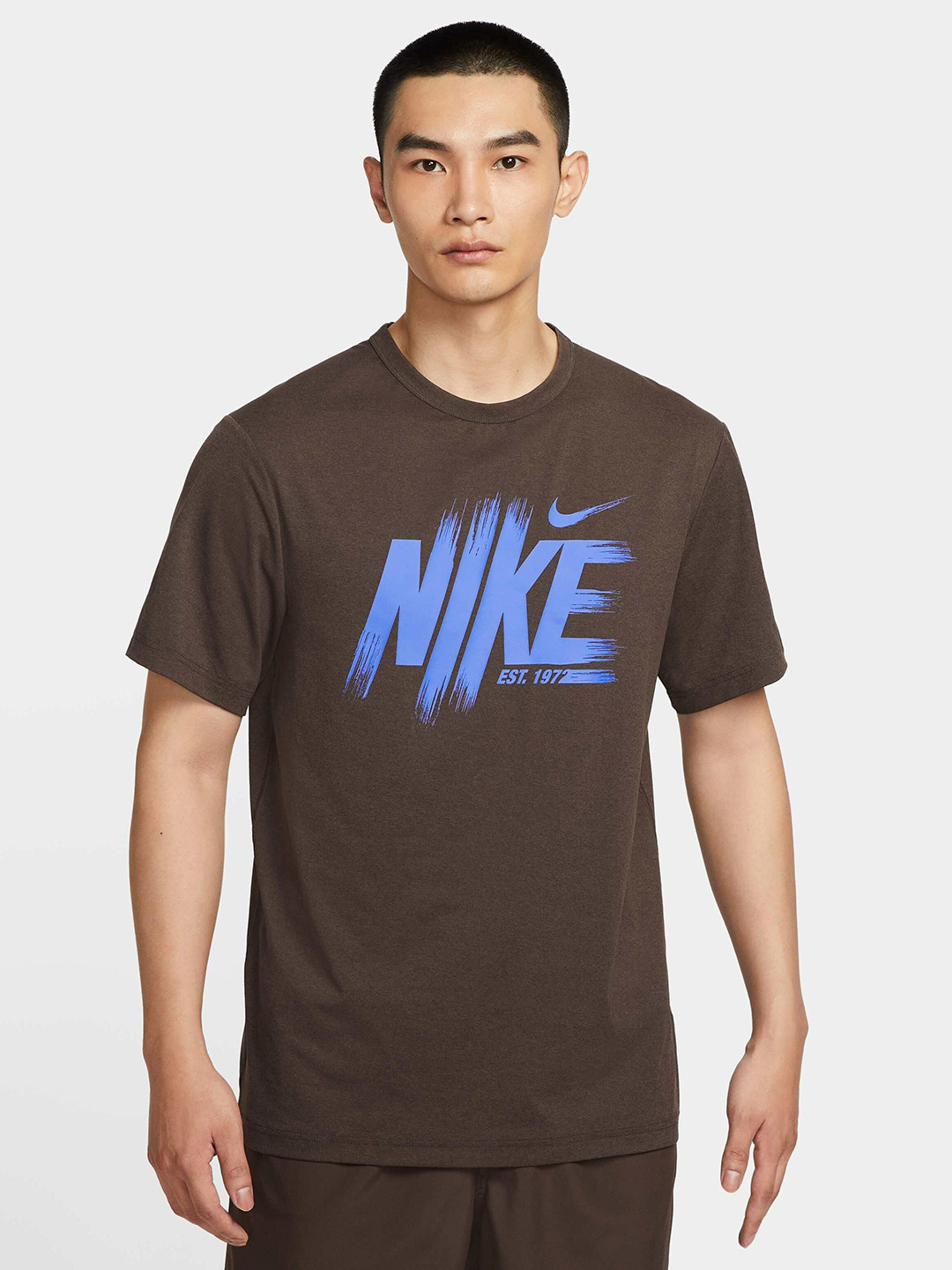 Nike Hyverse Men's Dri-FIT UV Training Tshirt