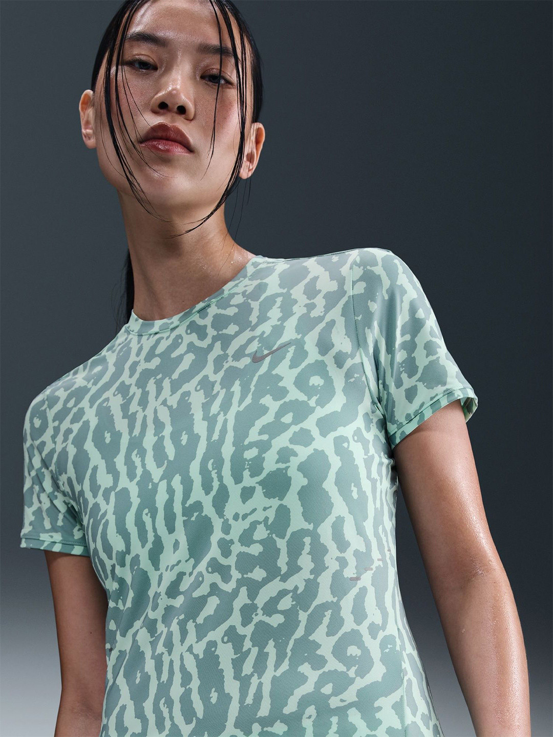 Nike Swift Women's Dri-FIT Short-Sleeve Running Top