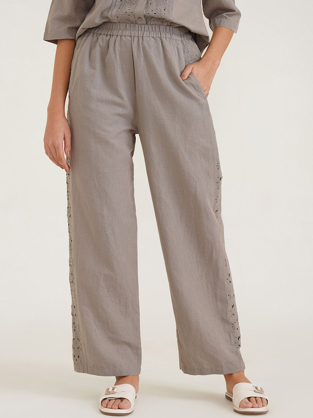 B77 Kosha Women Embroidered Viscose Linen Straight Pants