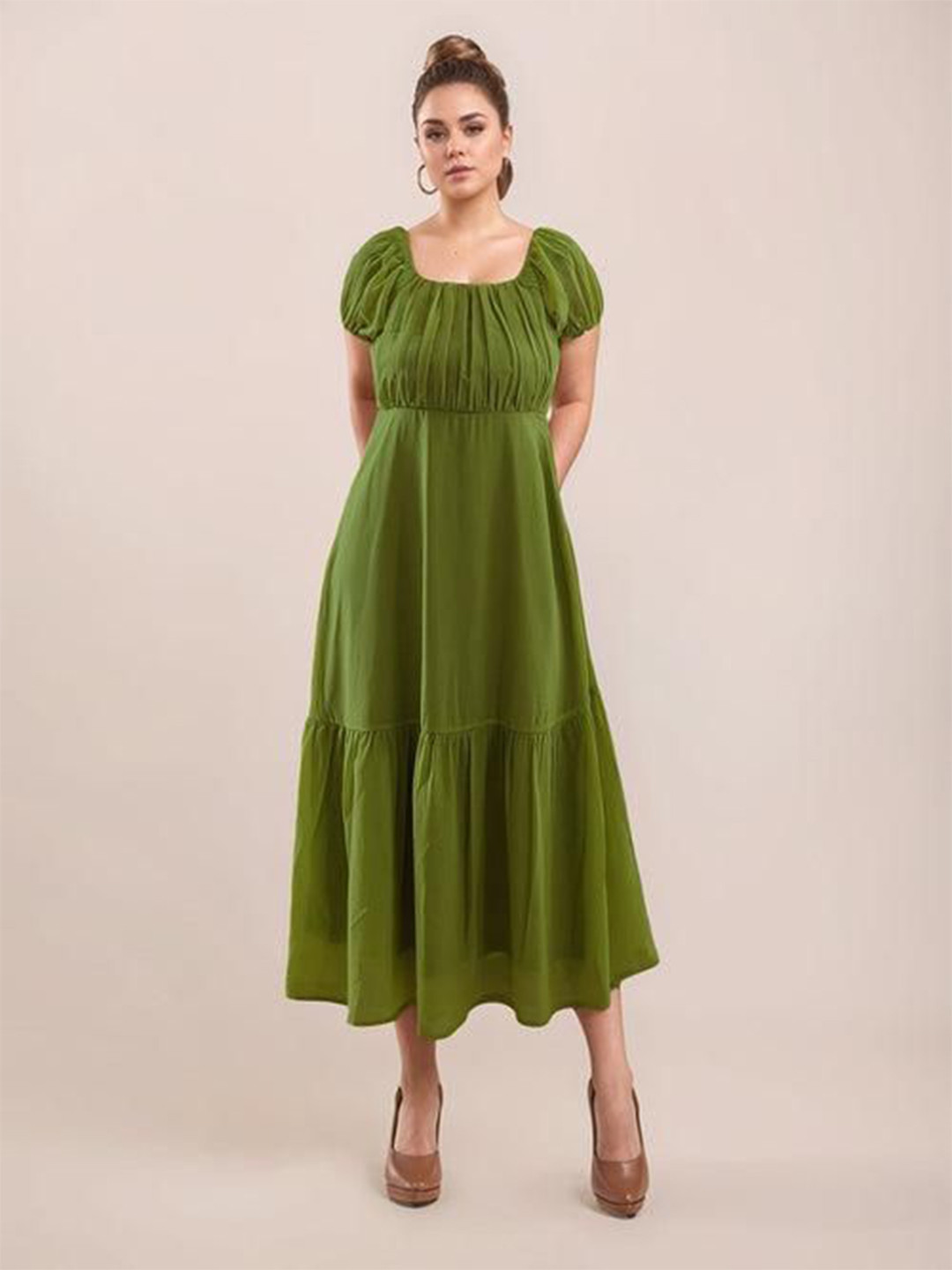 Zink London Green Solid Half Sleeves Midi Dress