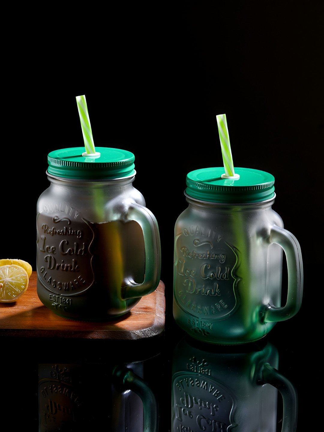 Aura Set of 2 Green Frosted Coloured Mason Jar With Metal Lid & Straw 480 ml Each