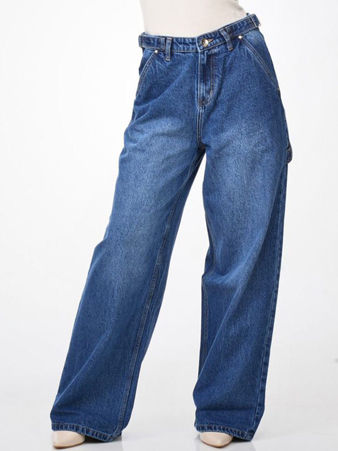 off-kilt Women Baggy Mid-Rise Light Fade Cotton Jeans