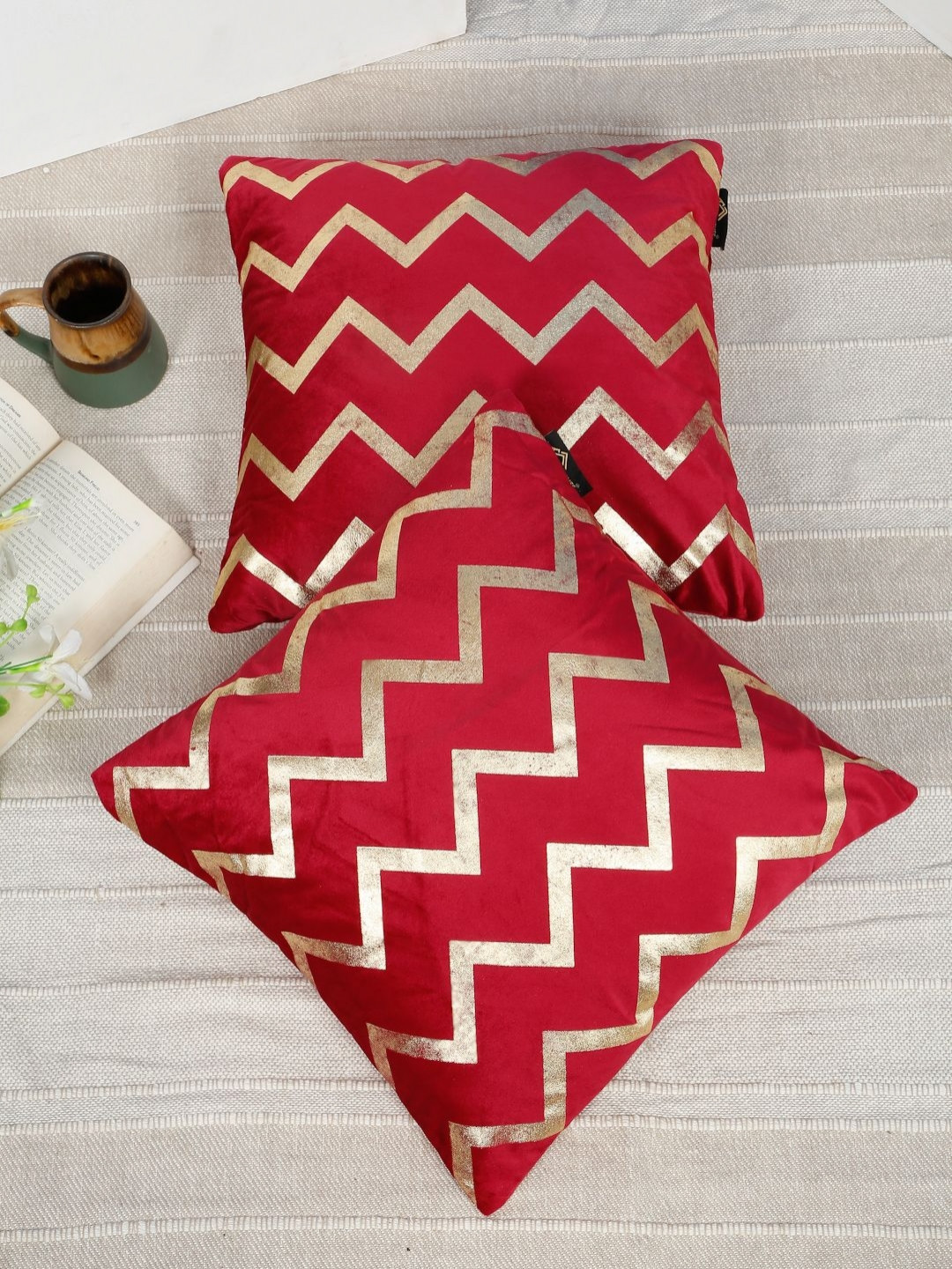 HOSTA HOMES Maroon & Gold-Toned Set of 2 Geometric Velvet Square Cushion Covers
