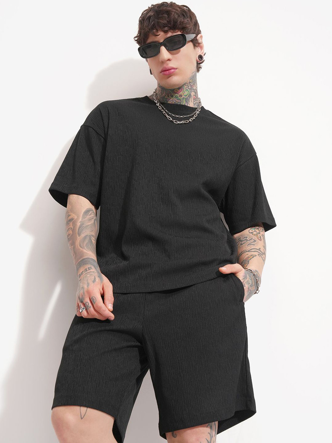 HIGHLANDER Self Design Oversized-Fit T-Shirt With Shorts Co-Ords