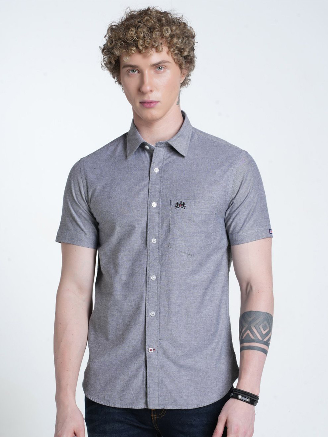 Double Two Relaxed Slim Fit Pointed Spread Collar Chambray Weave Cotton Casual Shirt