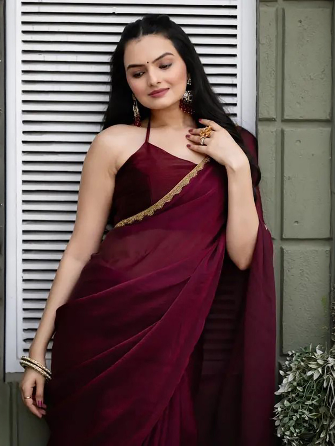 VRAGI Embellished Beads and Stones Pure Chiffon Saree