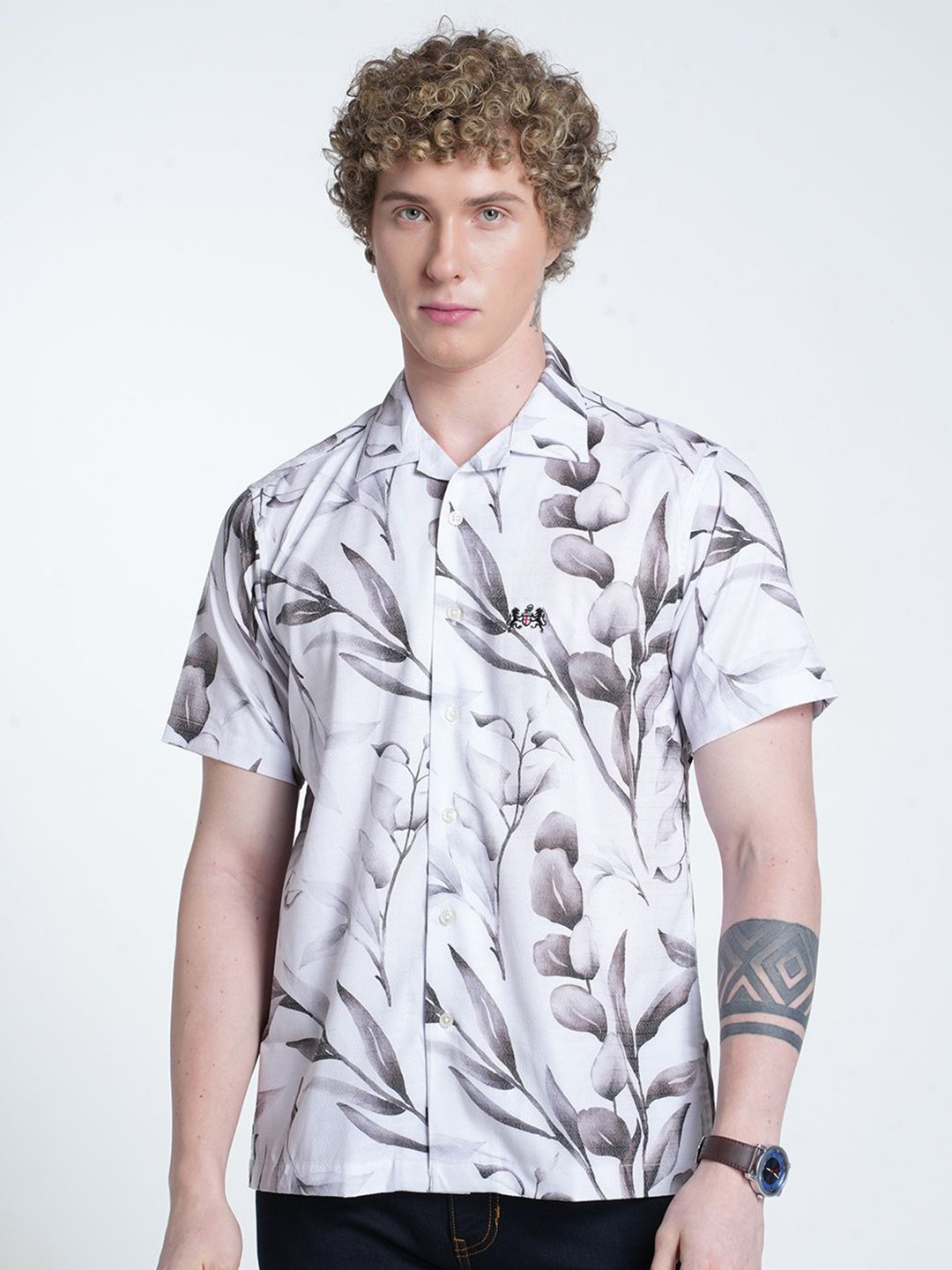 Double Two Relaxed Slim Fit Leaf Printed Resort Collar Chambray Weave Cotton Shirt