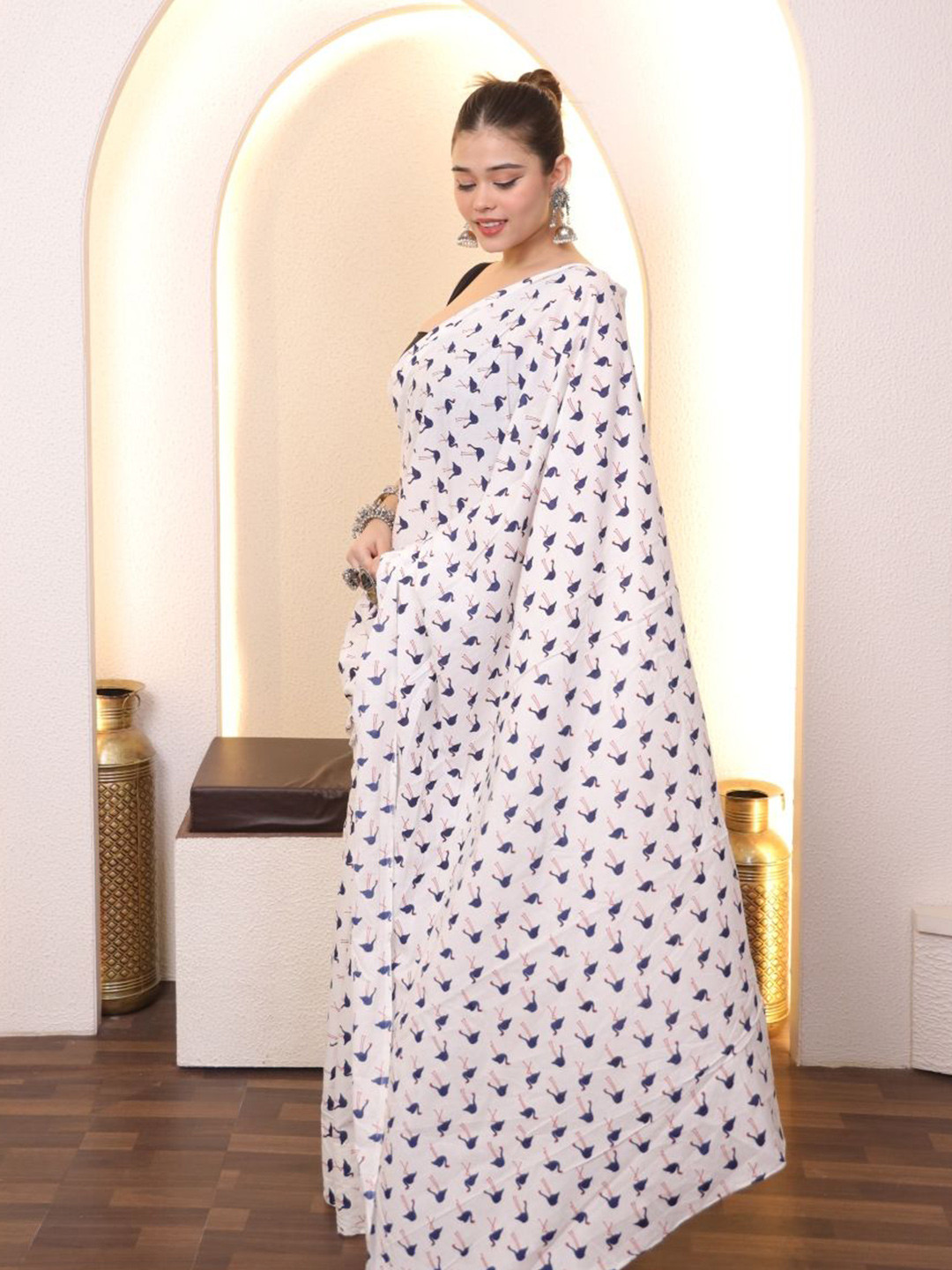 Swadeshi Shringaar Women Ethnic Motifs Printed White And Black Swan Pure Cotton Saree