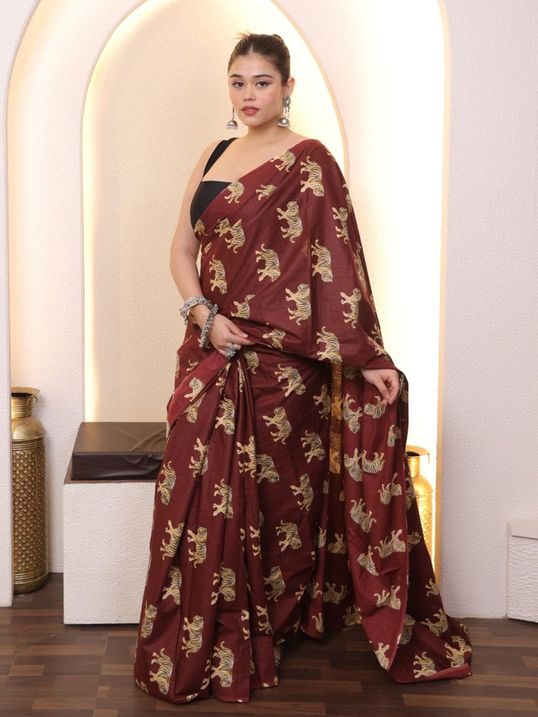 Swadeshi Shringaar Brick Animal Cotton Saree