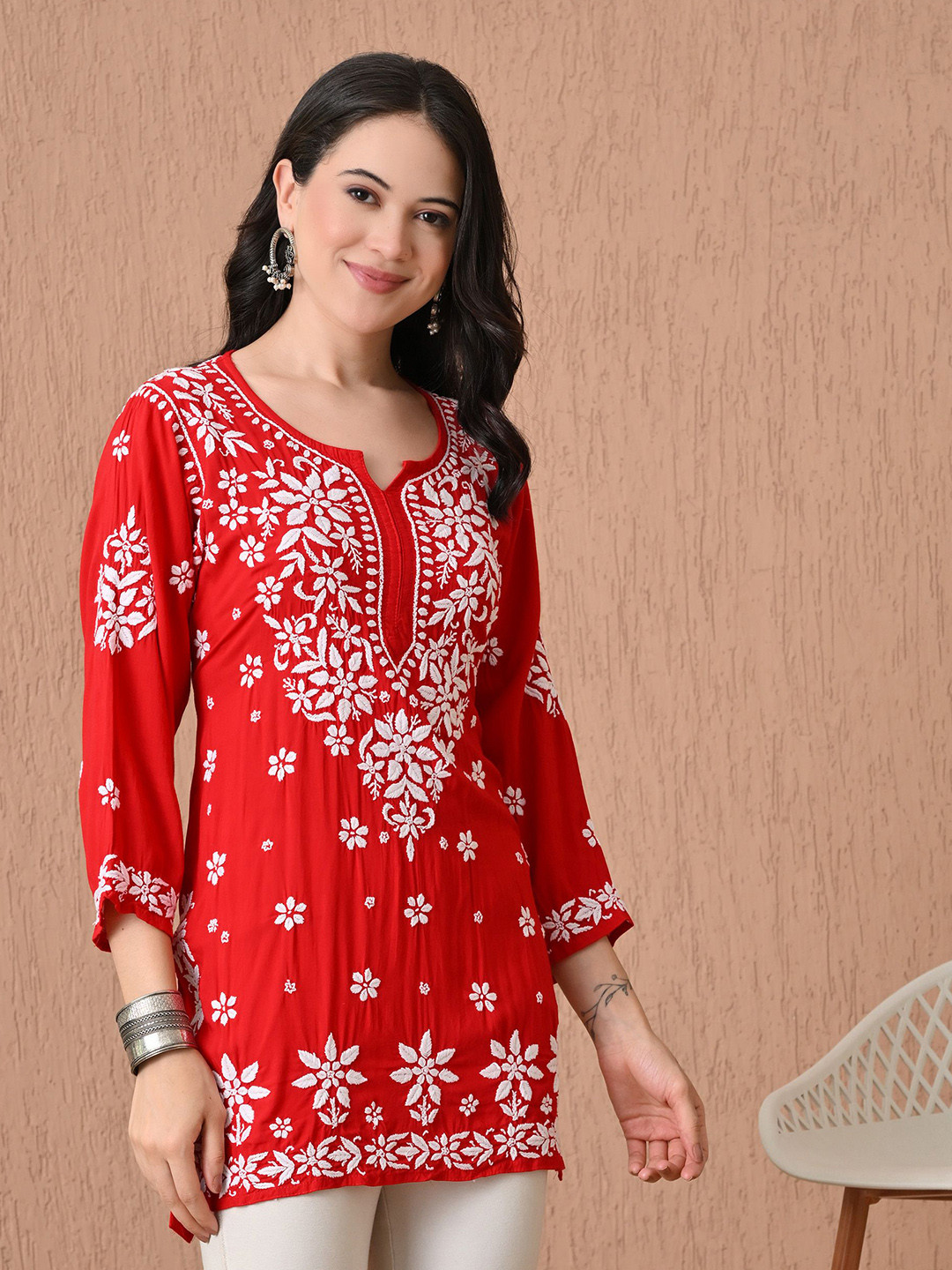 Syrish Women Ethnic Motifs Embroidered Chikankari Kurti