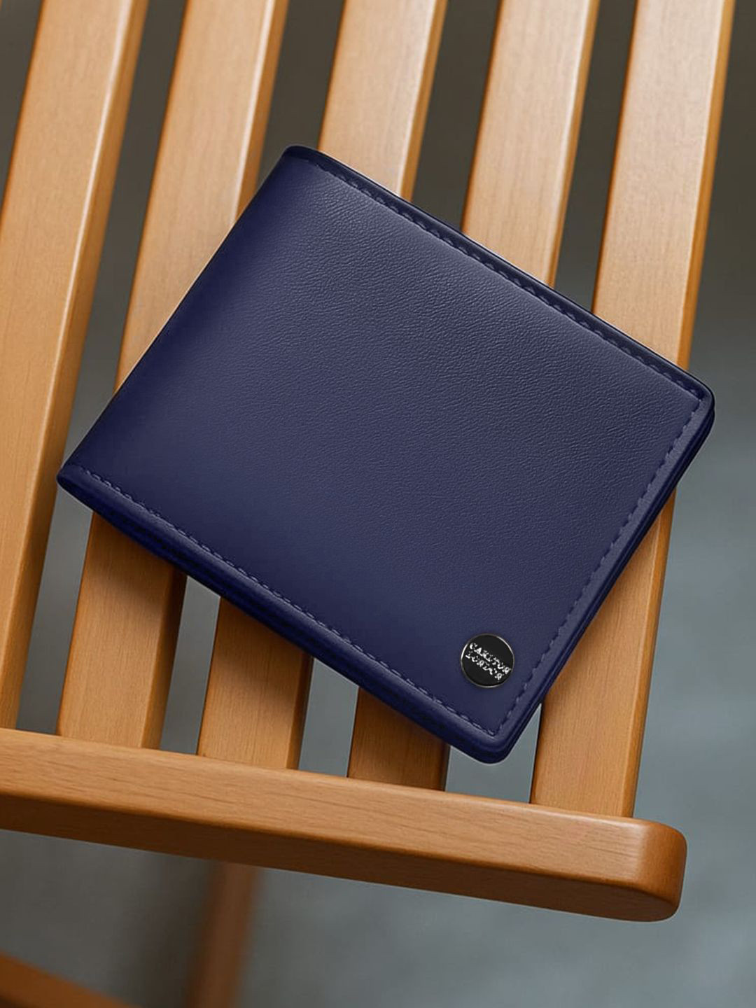 Carlton London Men Leather Two Fold Wallet