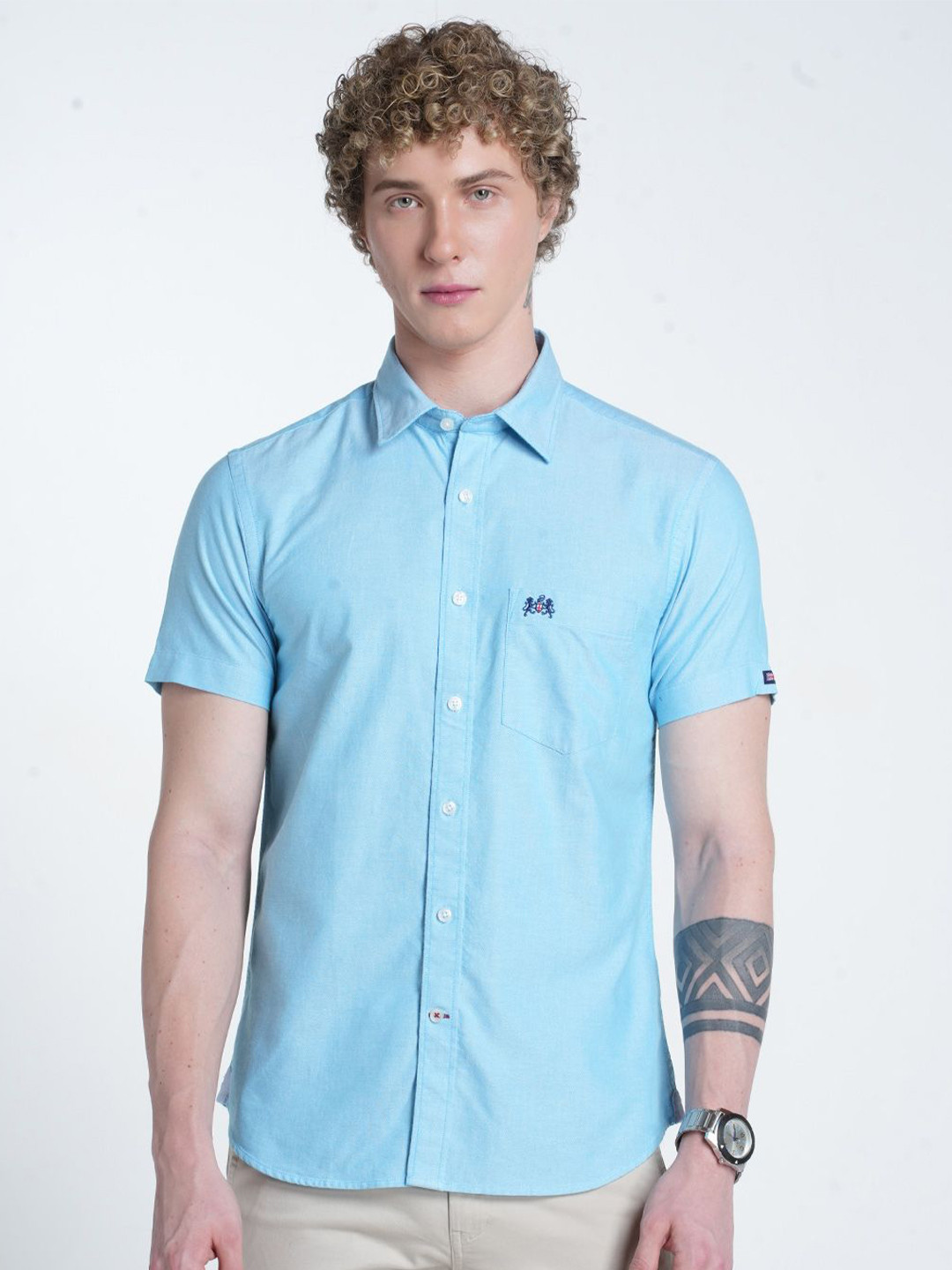 Double Two Relaxed Slim Fit Pointed Spread Collar Chambray Weave Cotton Casual Shirt