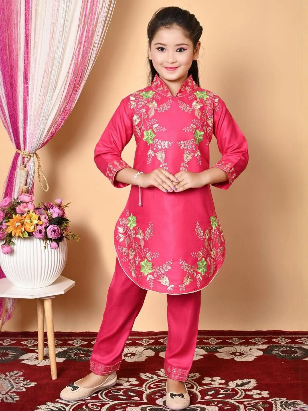 NFashion Girls Red Kurta Sets