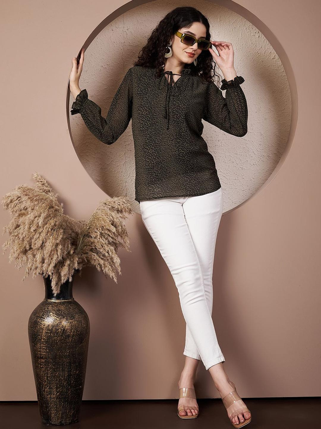 CORSICA Womens Animal Print Puff Sleeve Chiffon Top