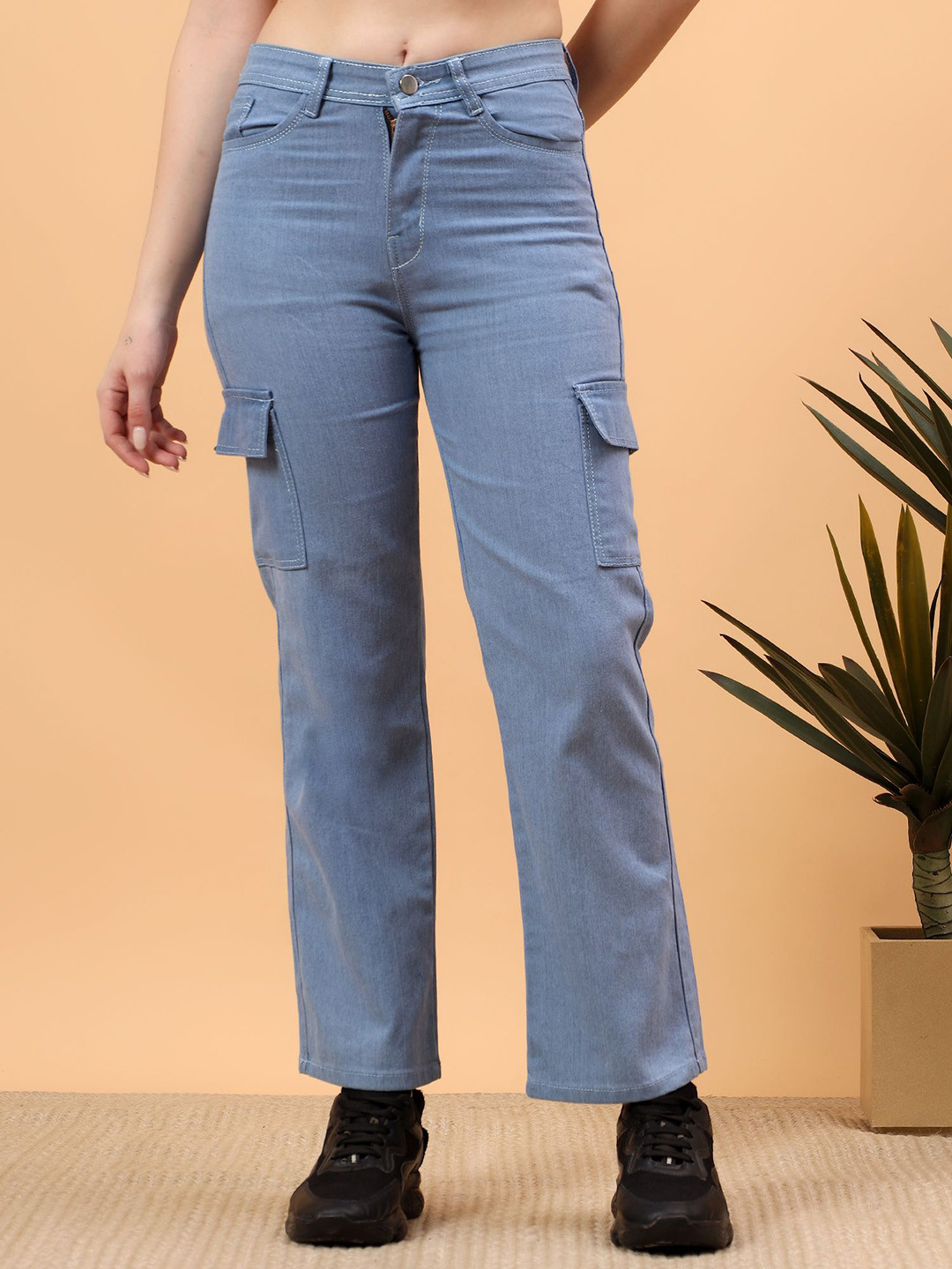 ZARISTAA Women Boyfriend Fit High-Rise Stretchable Cargo Style Jeans