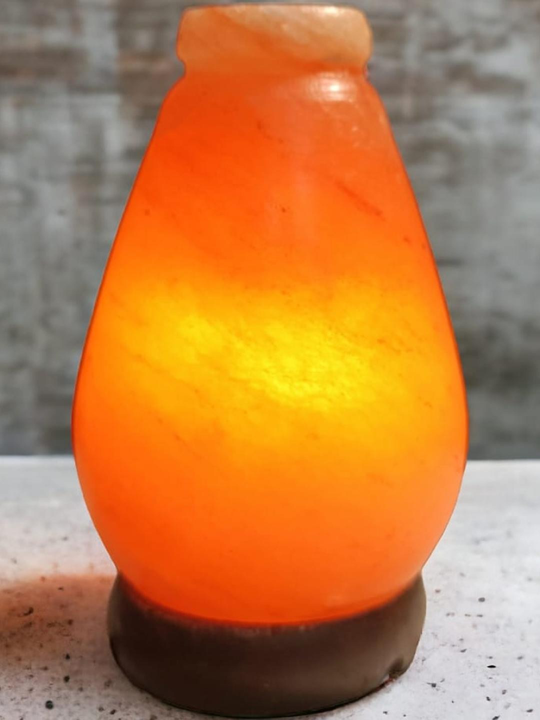 Pot Shape Himalayan Rock Salt Lamp for Positive Energy, Table Lamp