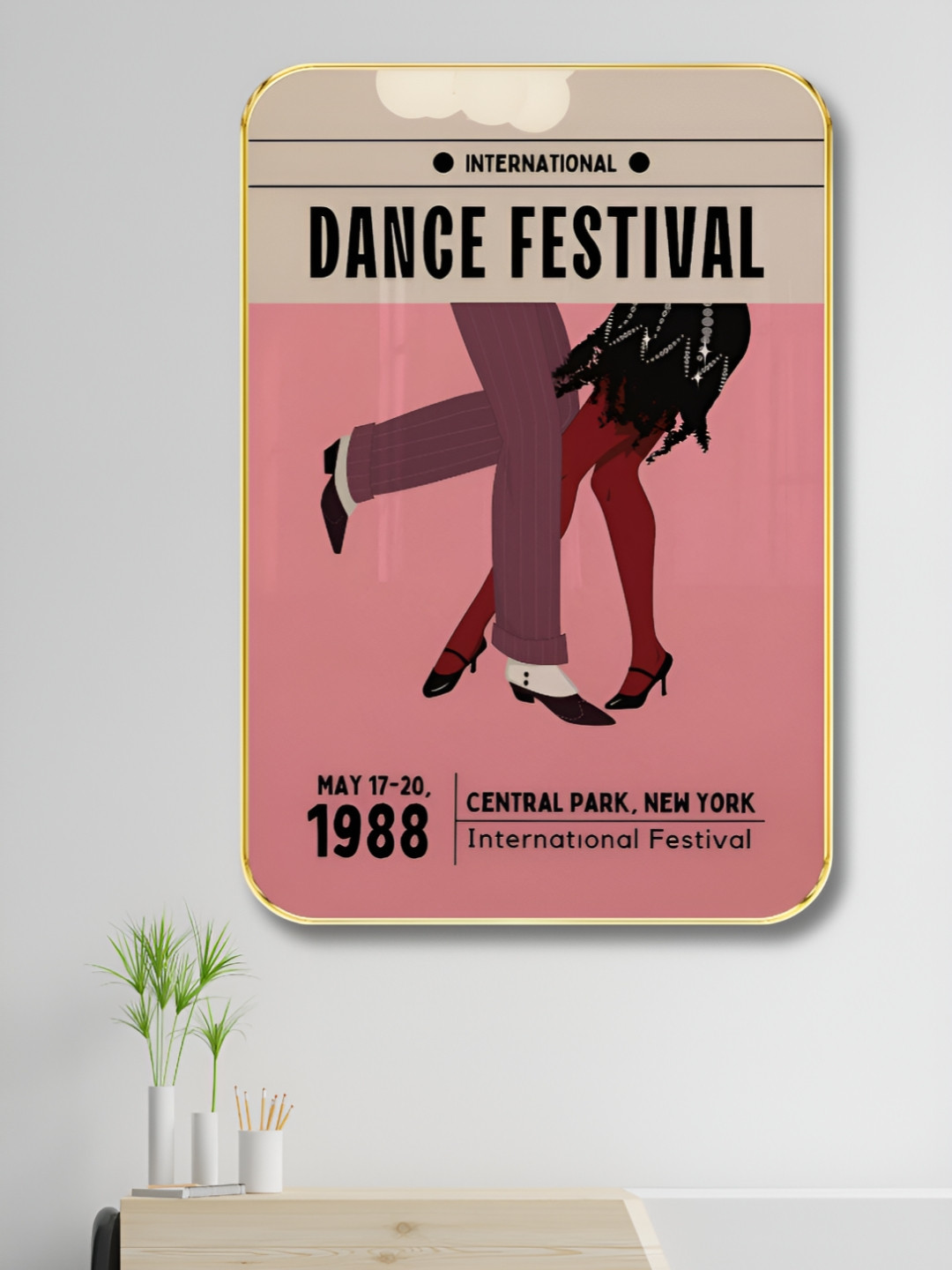 Livin'luxe Pink & Black Vintage Dance Festival Wall Art