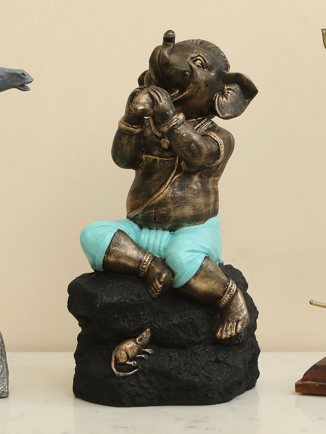 vedas S-Pari Brown & Black Ganesha Religious Showpiece