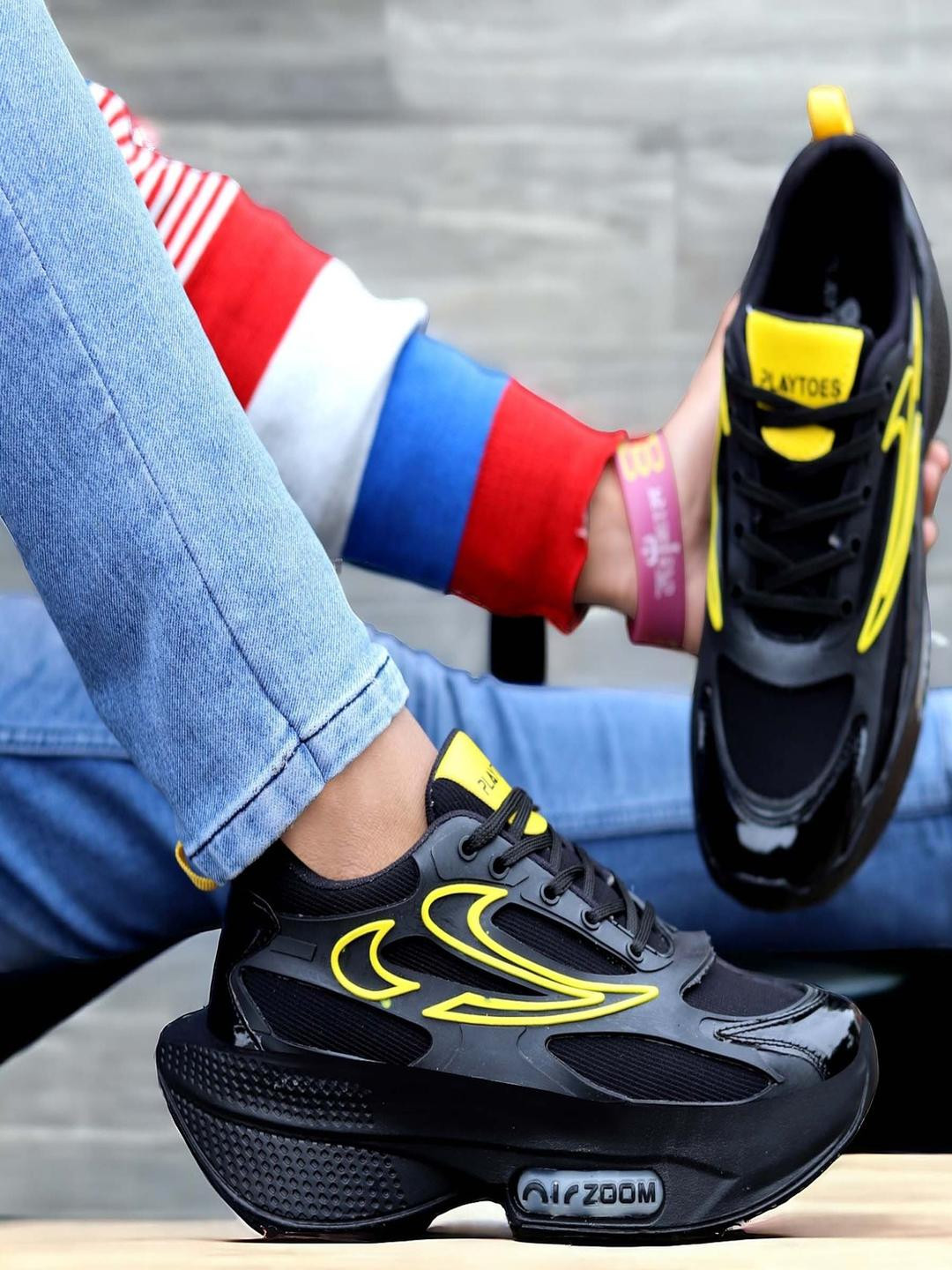 PLAYTOES Men Running Non-Marking Sports Shoes