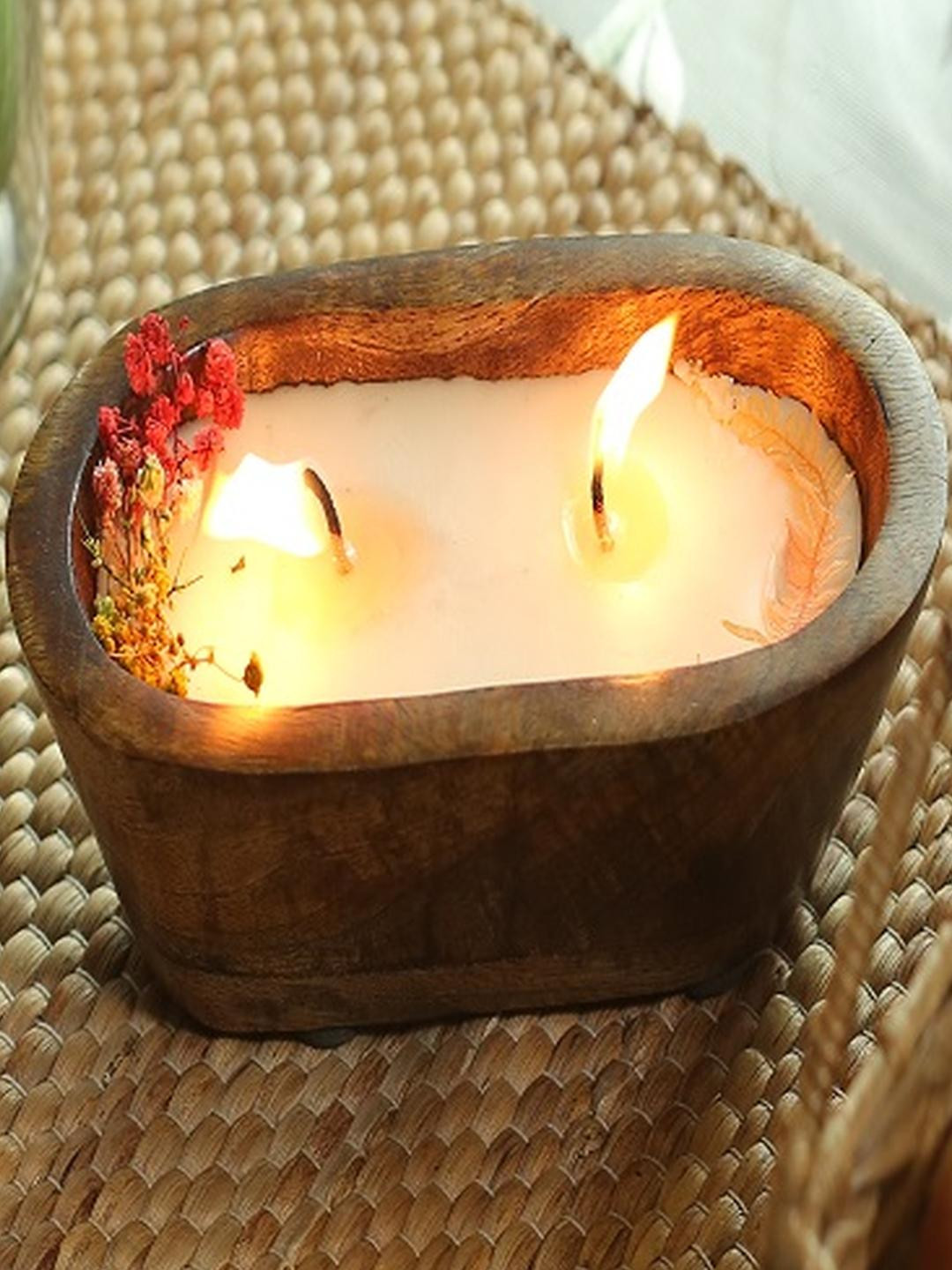 FLICKERS AND FLAME White 1 Piece Wooden Candle